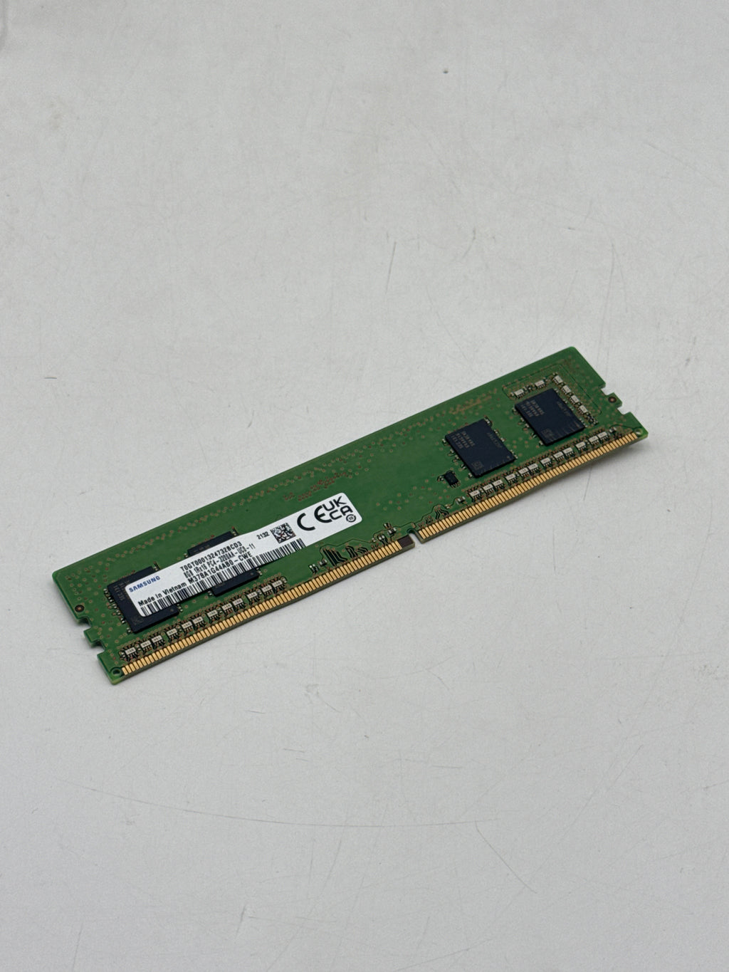 Lot of 20 Samsung 8GB DDR4-3200 288-Pin Non-ECC UDIMM M378A1G44AB0-CWE - Used