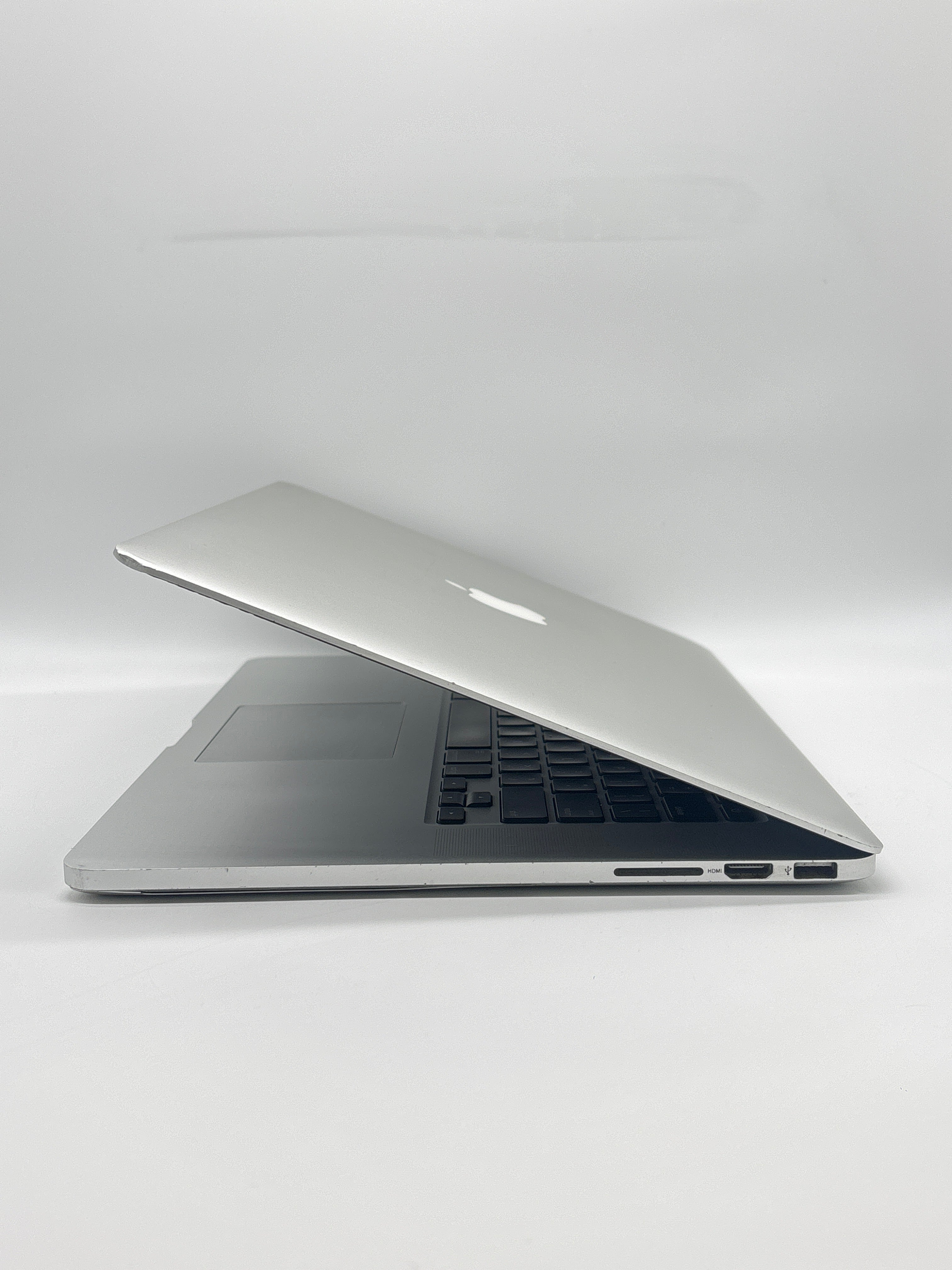 Apple MacBook Pro A1398 2013 Intel i7 16GB 256GB Silver