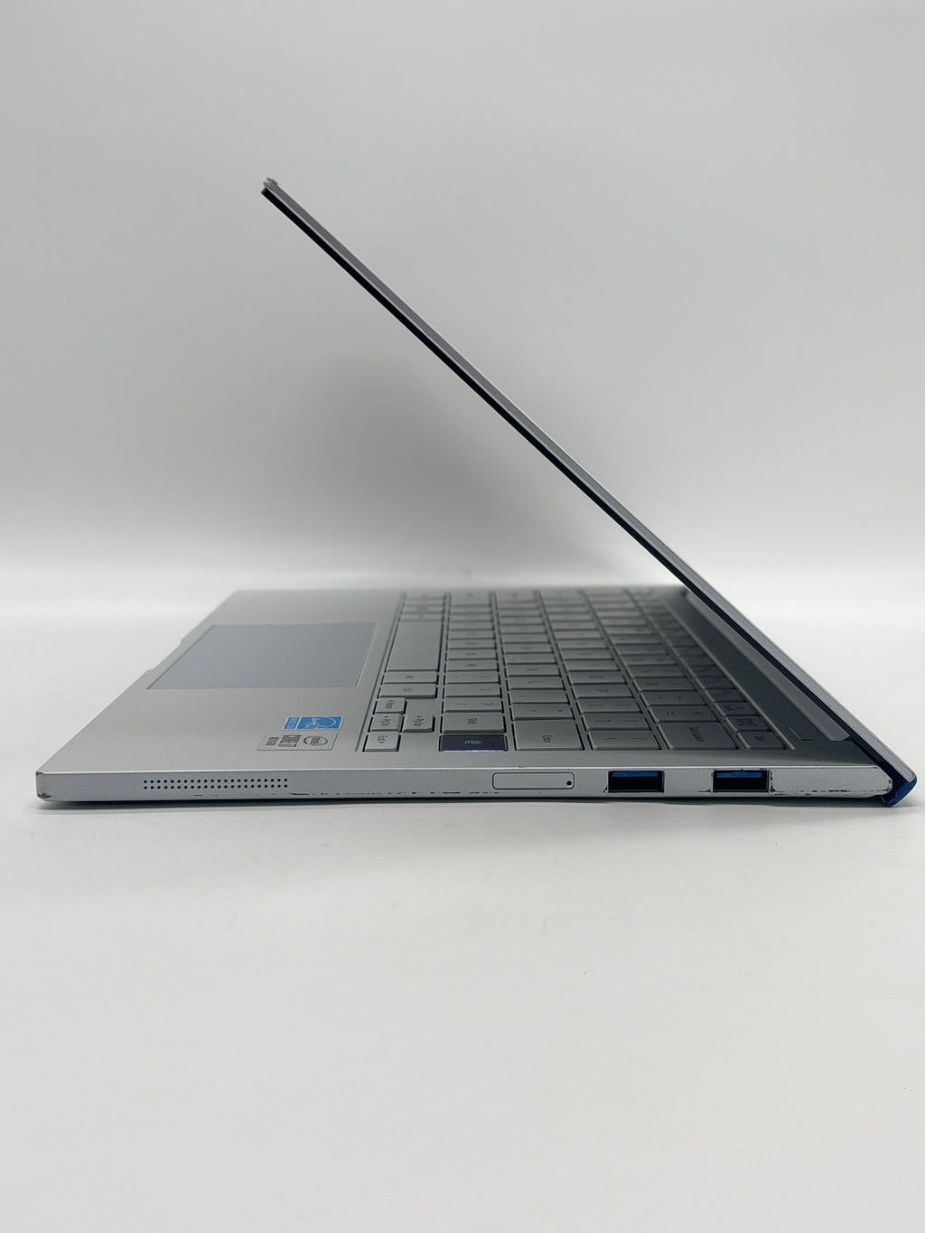 Samsung Galaxy Book NP930XCJ i7-10510U 8GB RAM 512GB SSD - Used