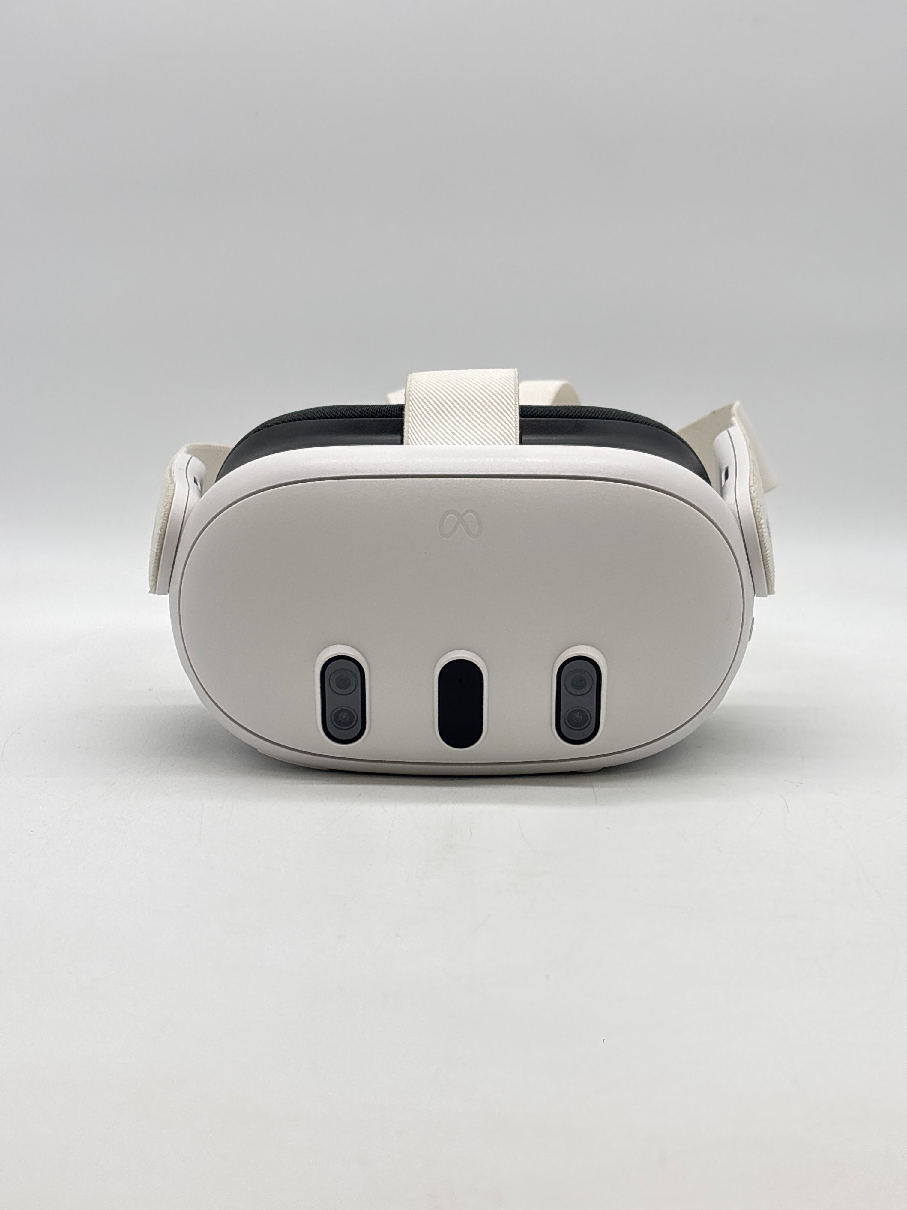 Meta Quest 3 4K 512GB Standalone VR Headset White Used with Box