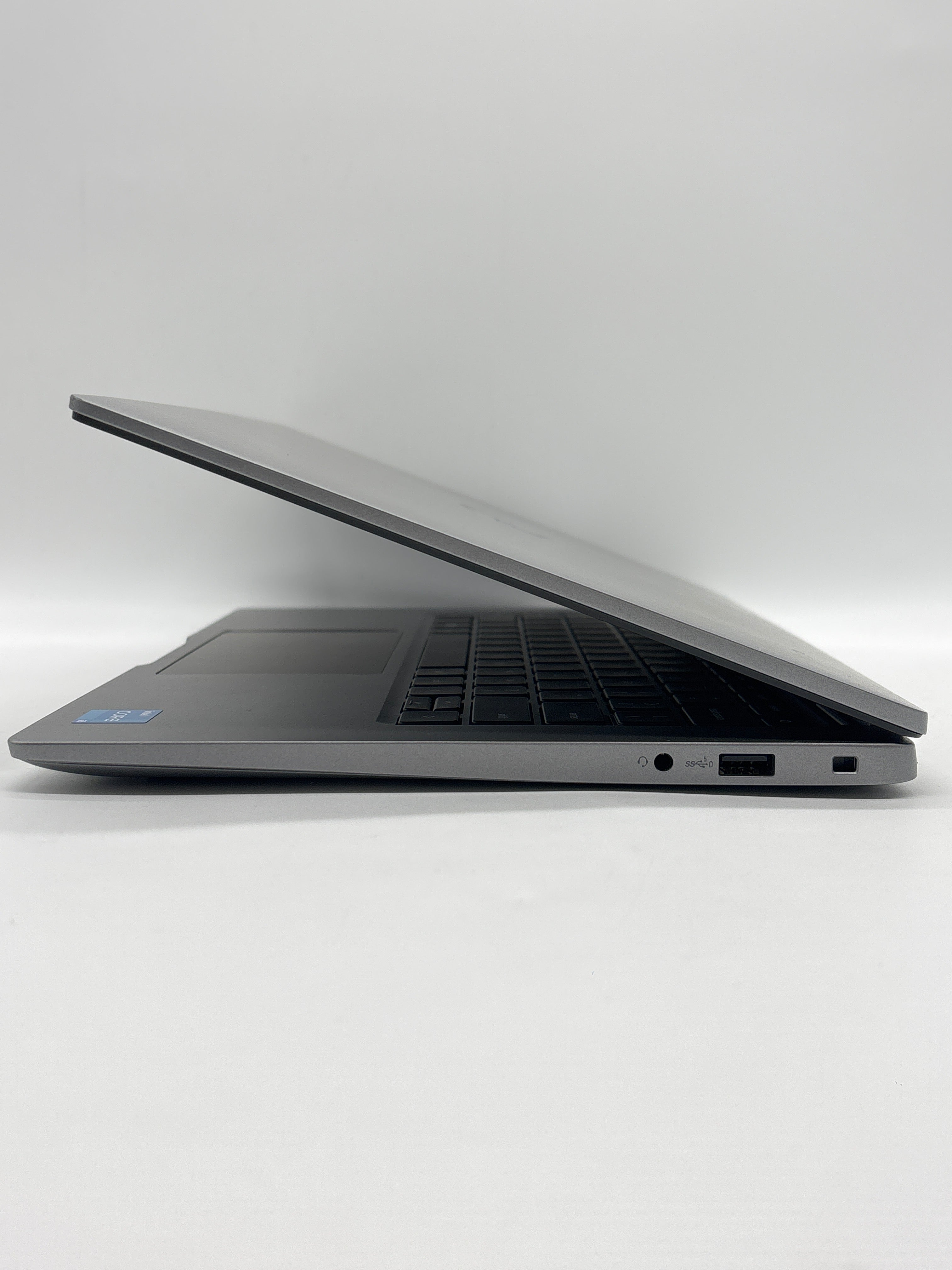 Dell Latitude 3340 i3-1215U 8GB RAM 256GB SSD