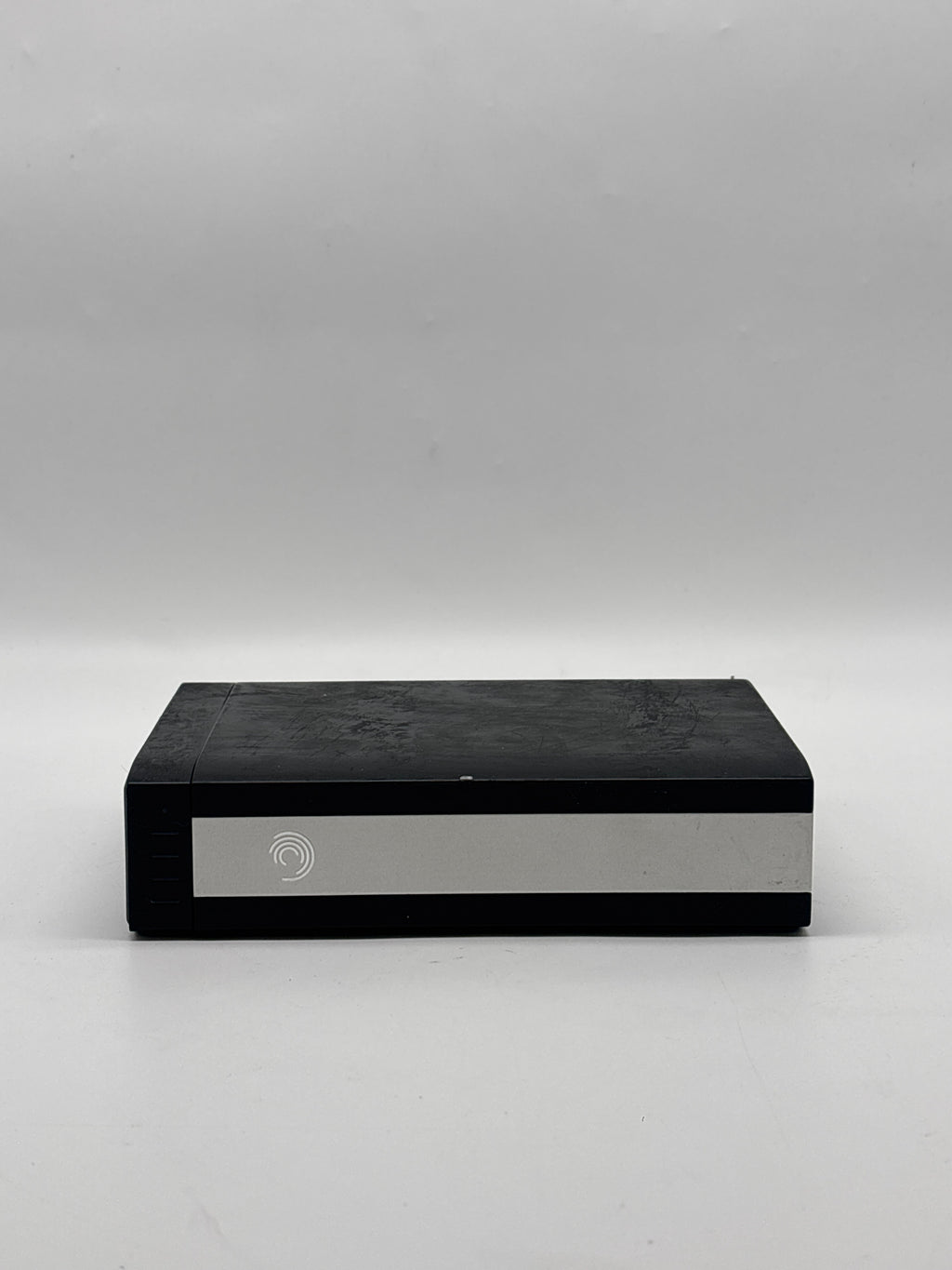 Seagate Backup Plus Desktop External HDD SRD0SD0 2TB USB 3.0 Silver - Used