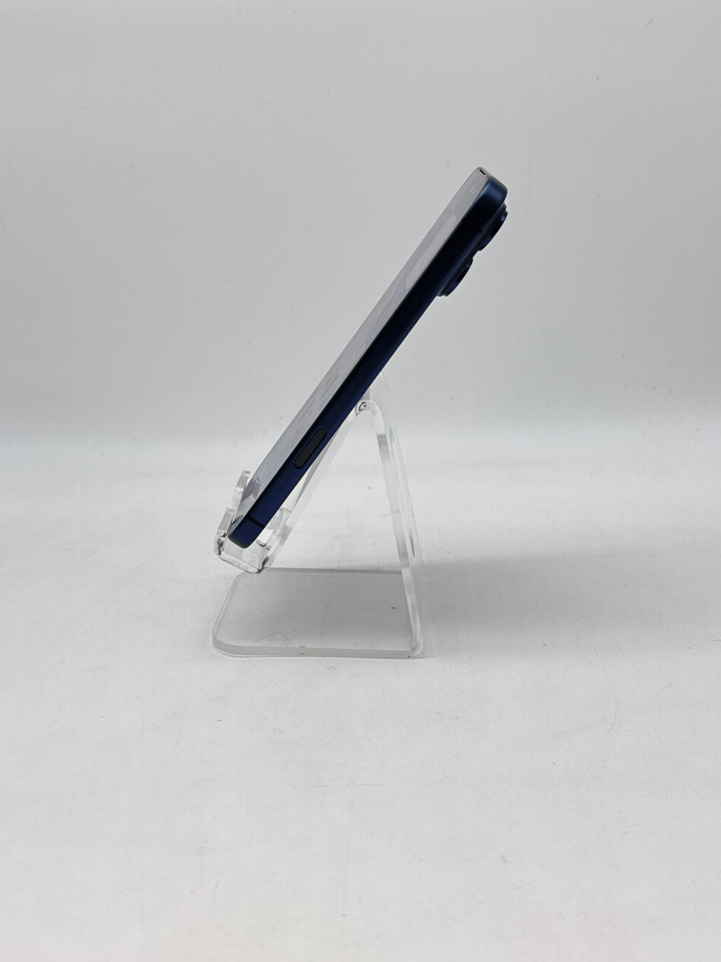 Apple iPhone 17 Pro Max 256GB Blue AT&T - Check ESN Cracked Screen