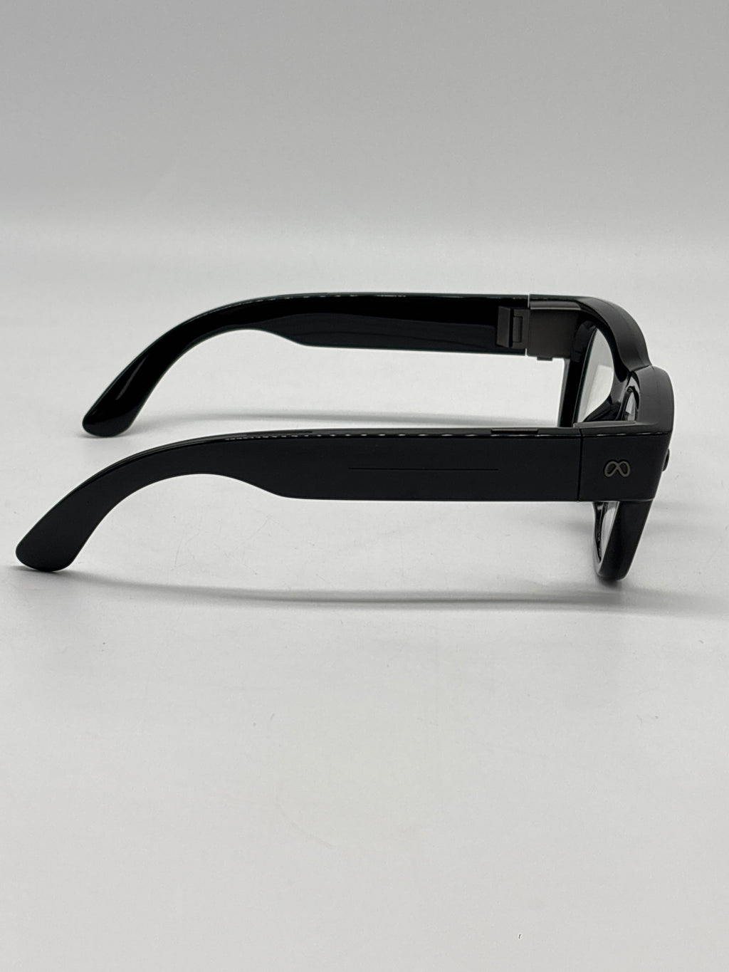 Meta Ray-Ban Display AI Smart Glasses Large Frame with Neural Band Size 3 - Used