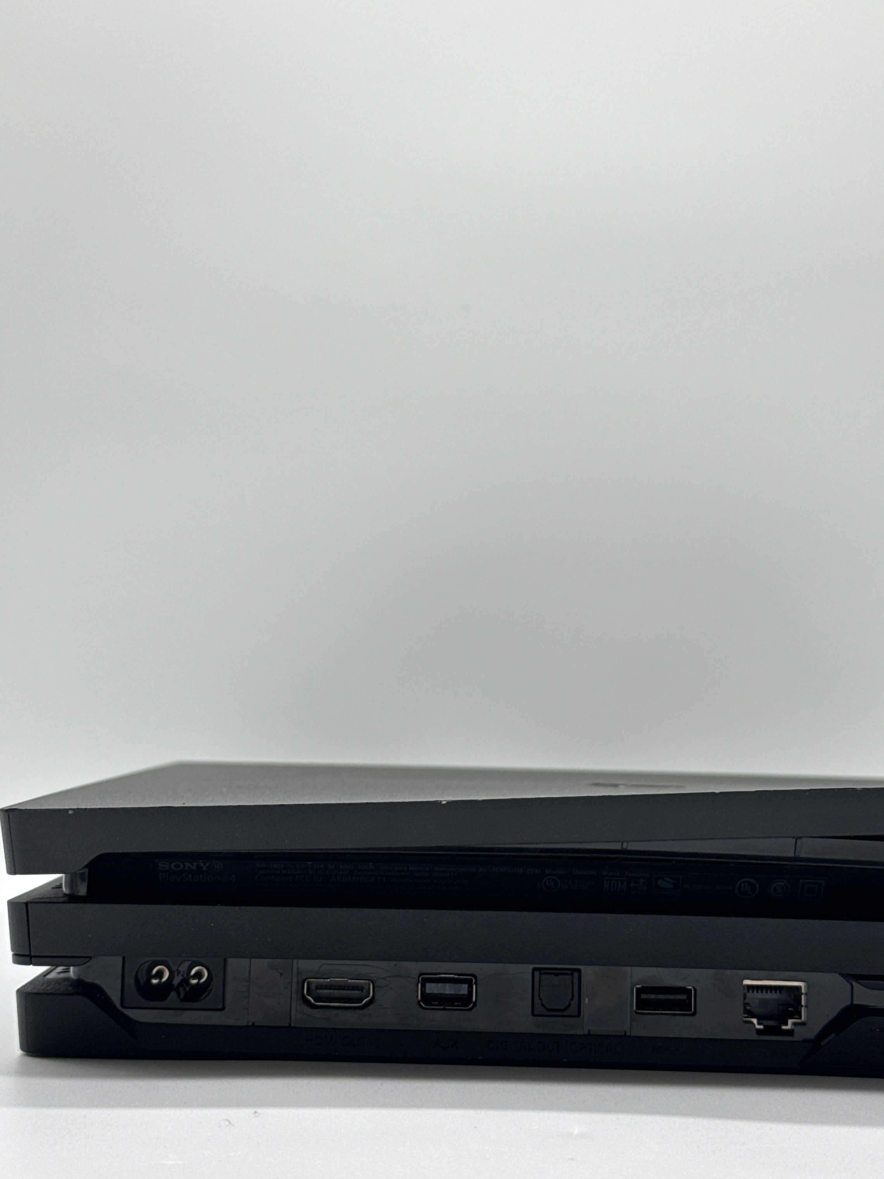 Sony PlayStation 4 Pro 1TB Black Console only - for Parts (READ)