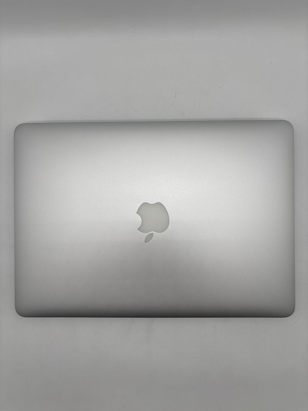 Apple MacBook Air A1466 2015 i5 8GB RAM 256GB SSD