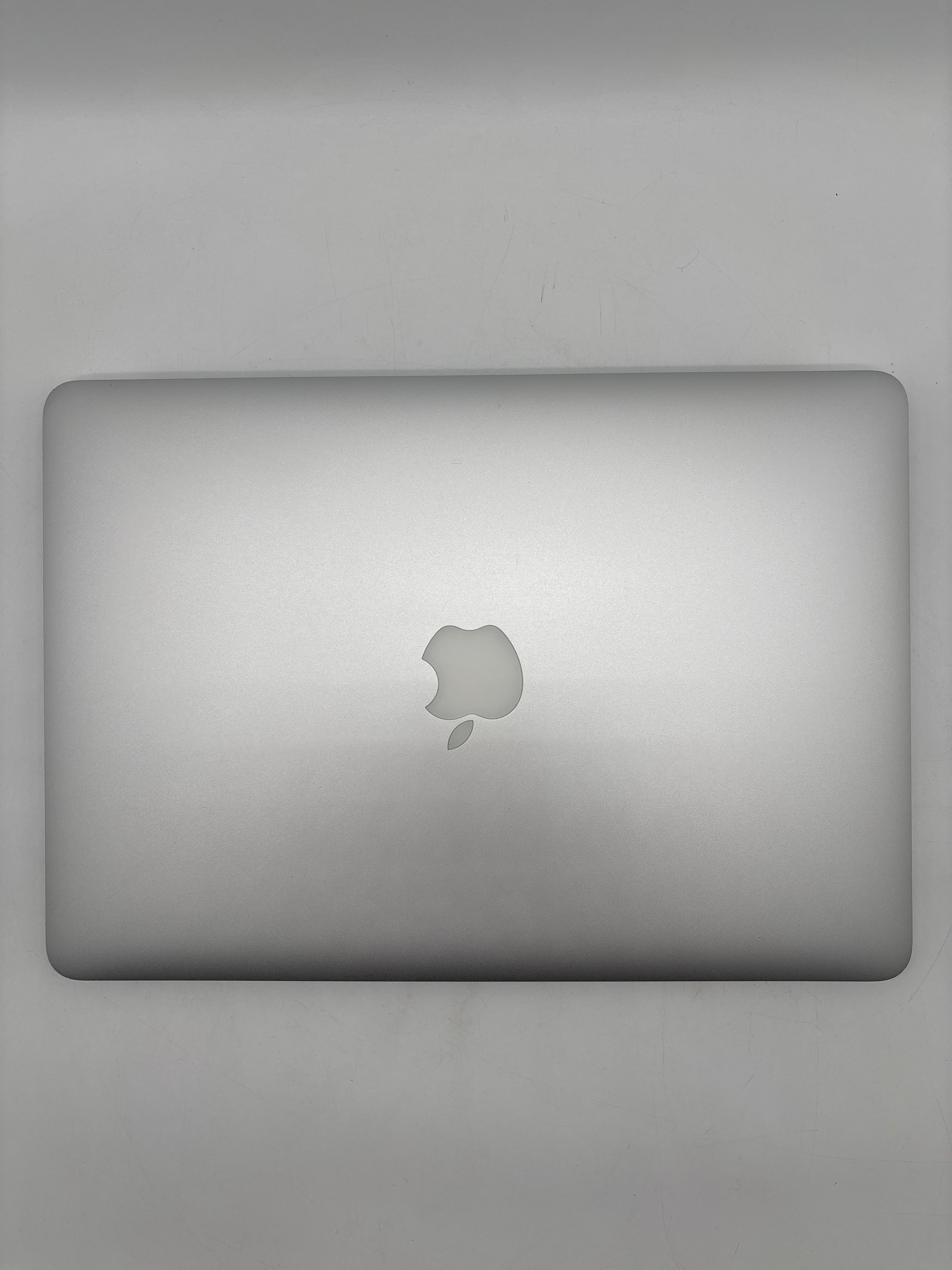 Apple MacBook Air A1466 2015 i5 8GB RAM 256GB SSD