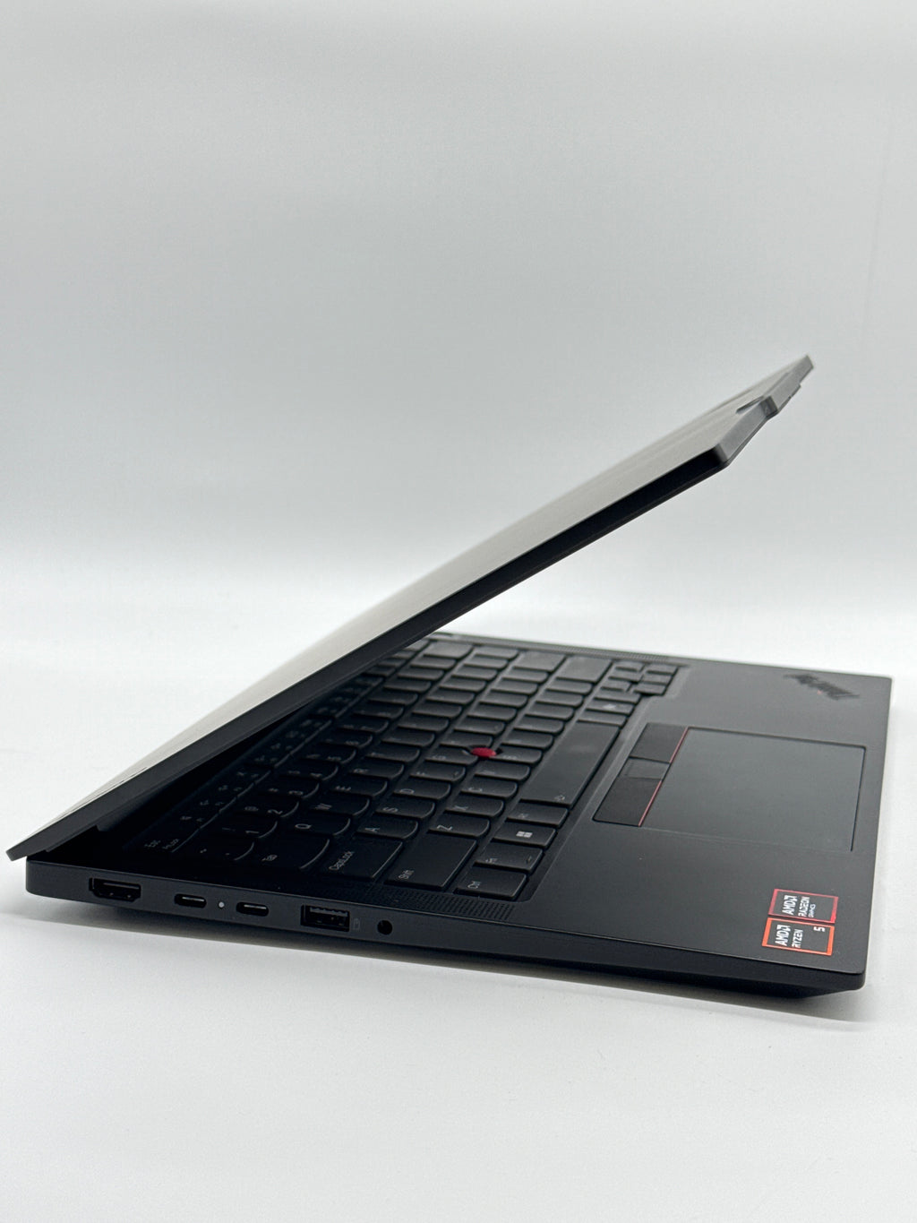 Lenovo ThinkPad E14 Gen 7 Ryzen 5 16GB RAM 512GB SSD Radeon 760M