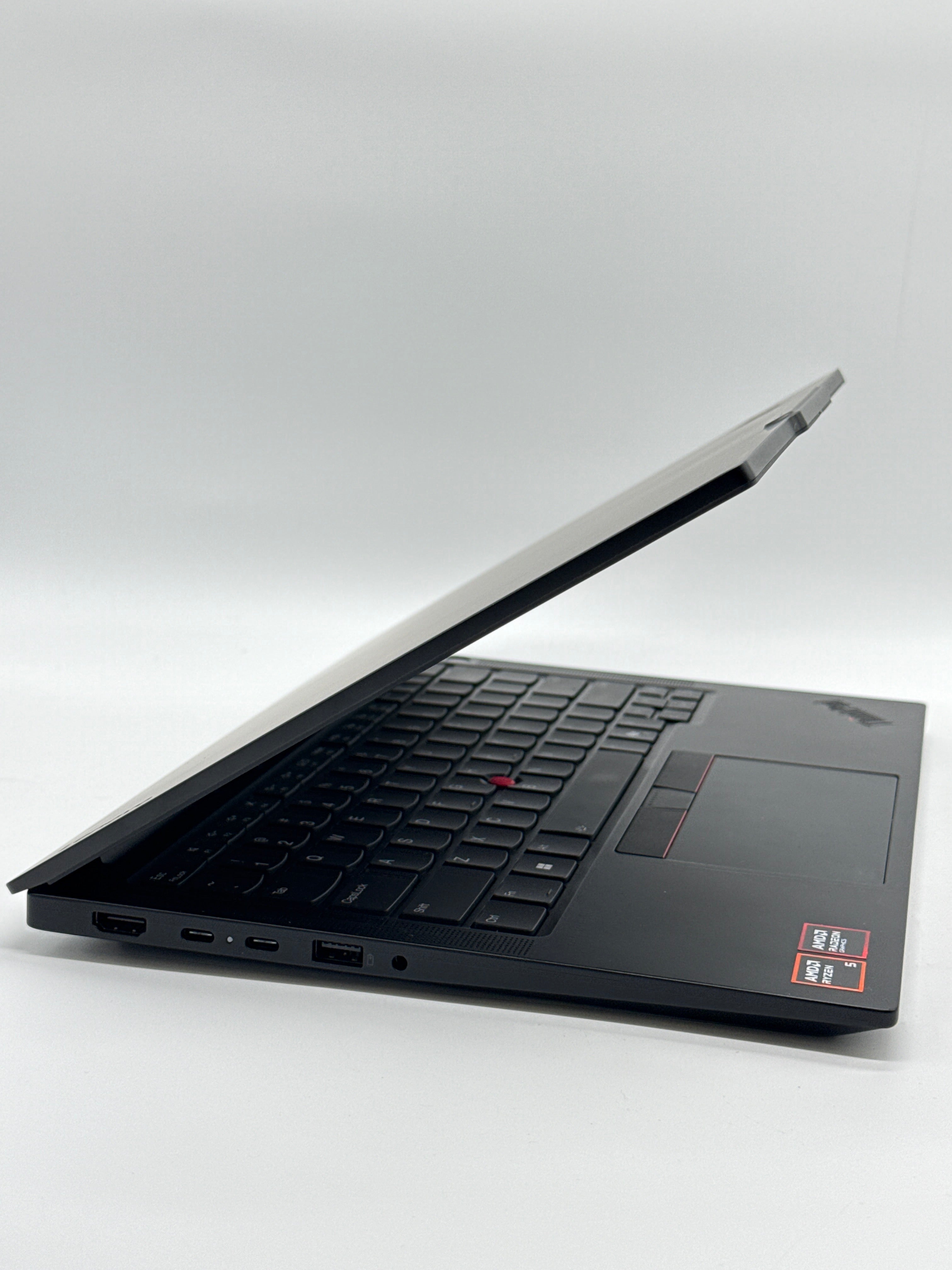 Lenovo ThinkPad E14 Gen 7 Ryzen 5 16GB RAM 512GB SSD Radeon 760M