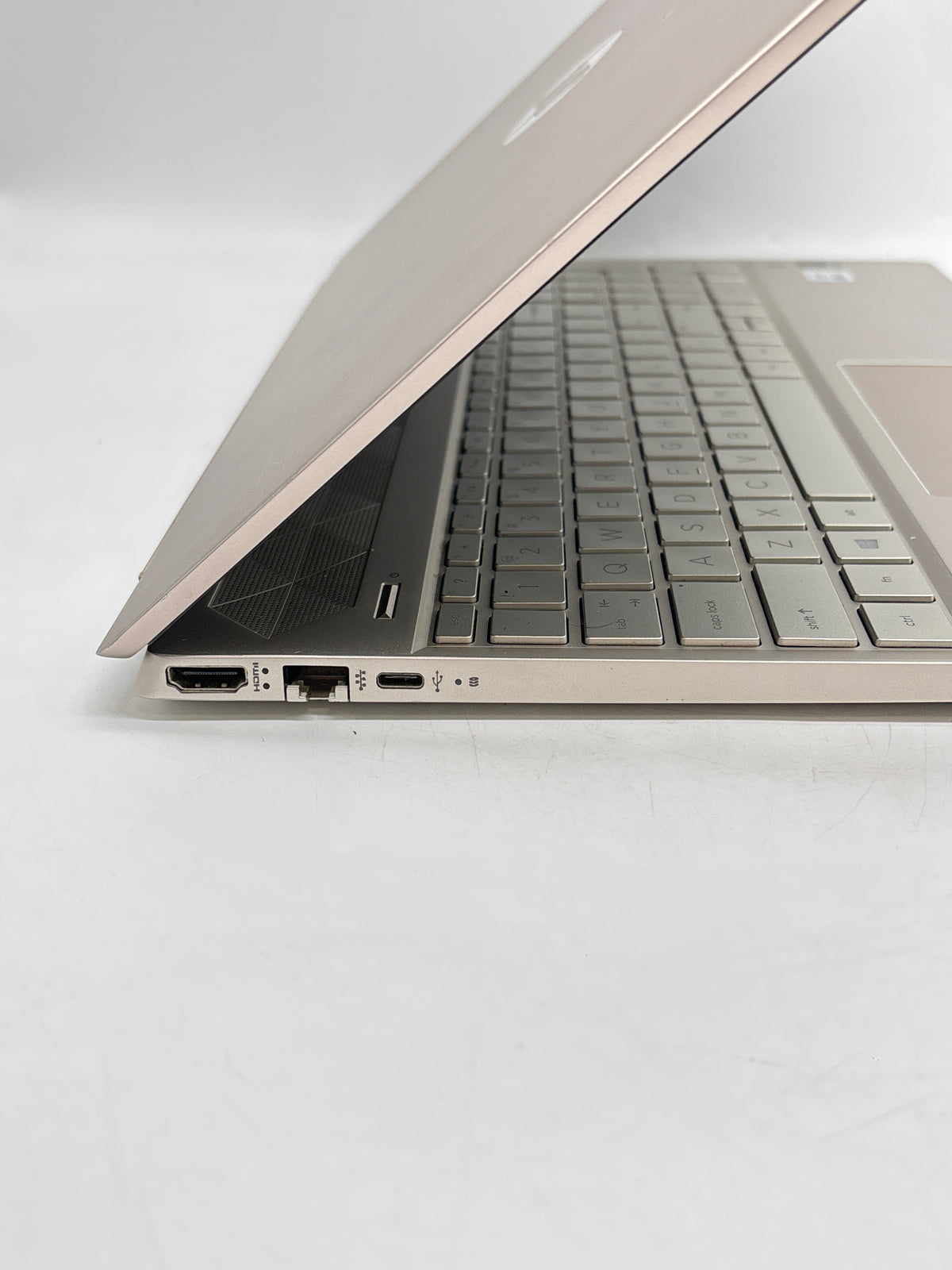 HP Pavilion 15-cs3672cl 15" Core i7-1065G7 8GB RAM 512GB SSD - No OS