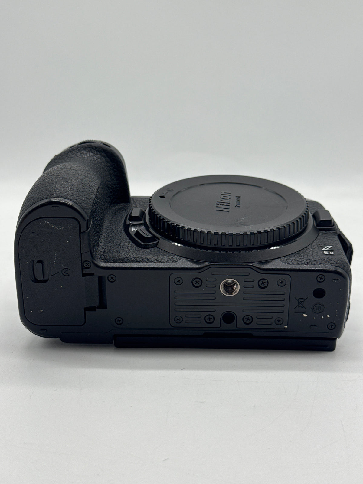 Nikon Z6 II 24.5MP Mirrorless Body Only Black - Used