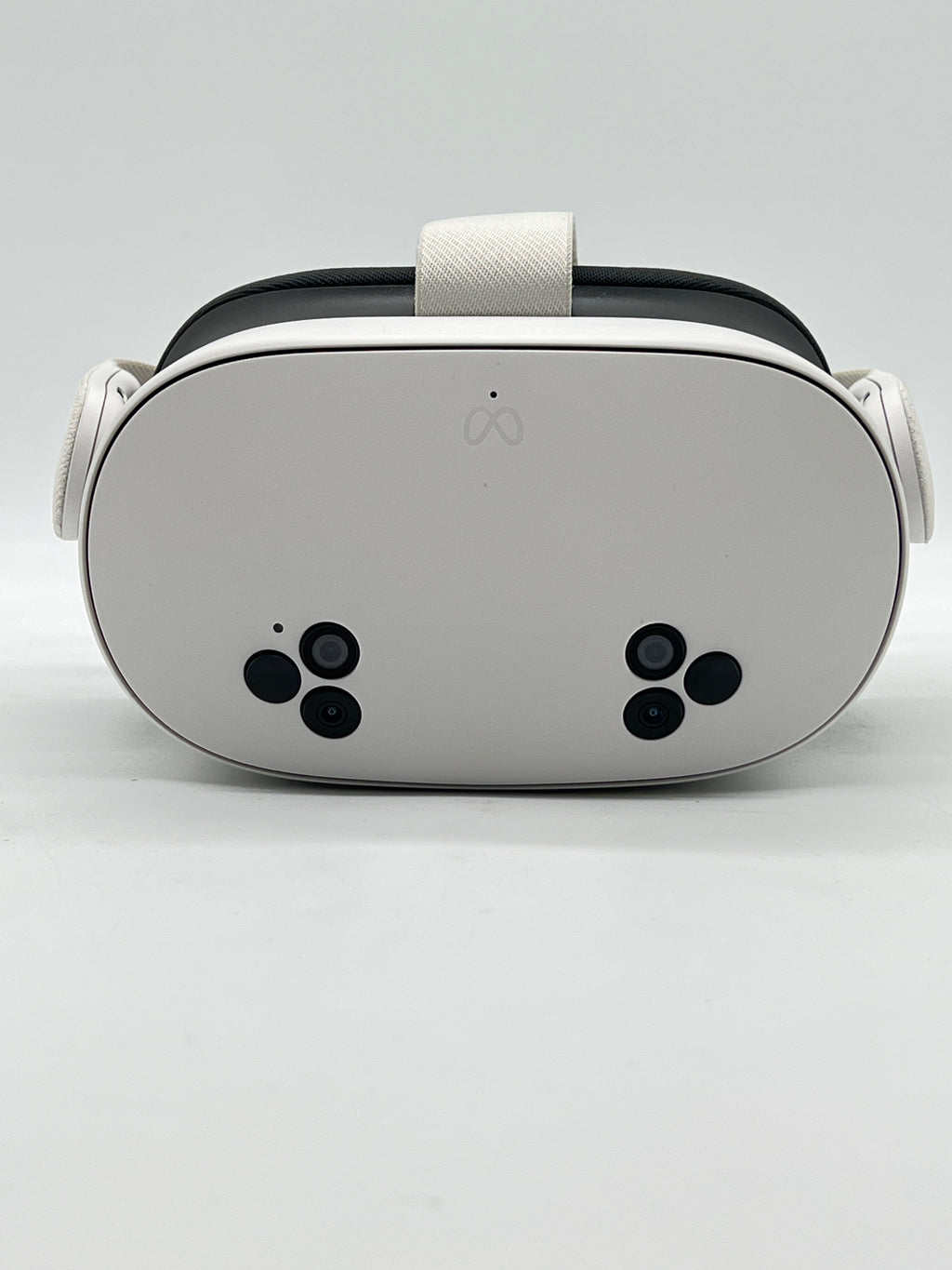 Meta Quest 3s 128GB Standalone VR Headset White - Used with Box