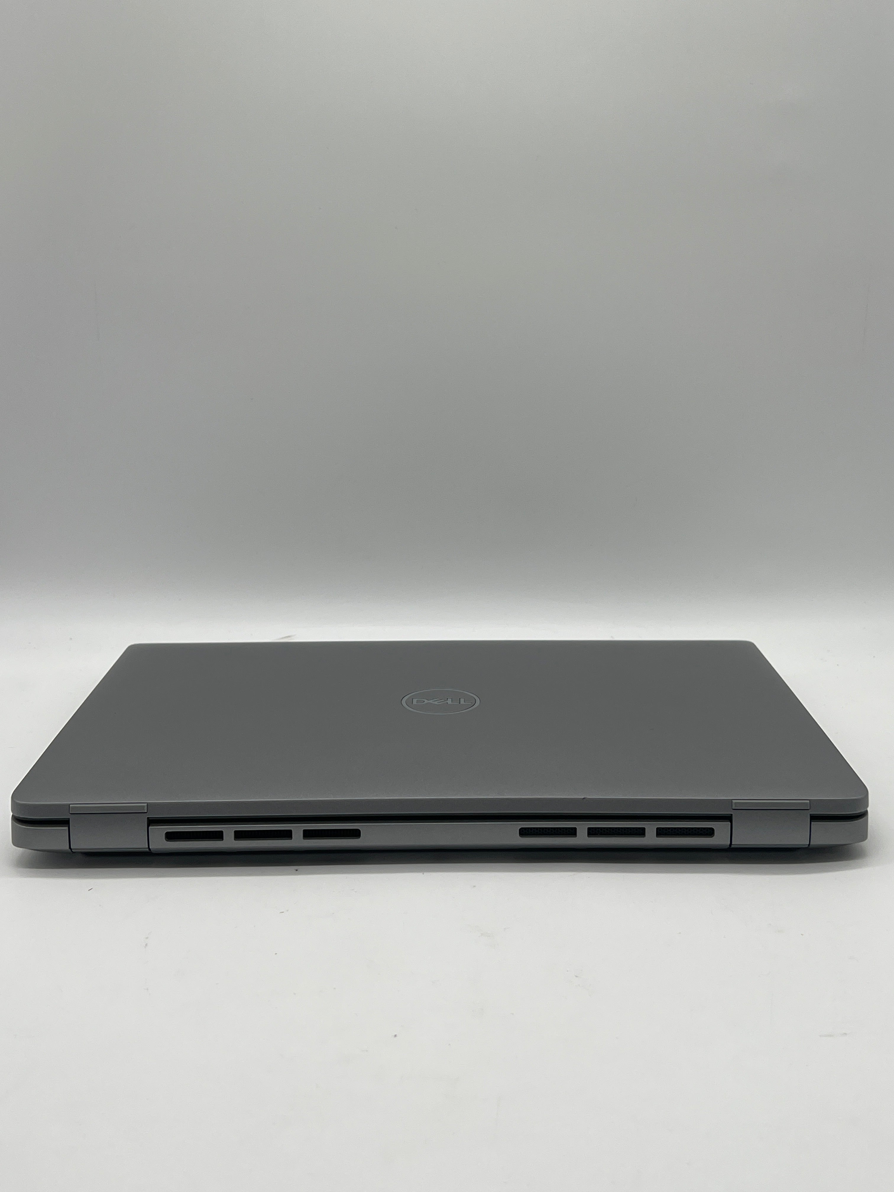Dell Precision 3490 Ultra 5 125H 16GB RAM 256GB SSD