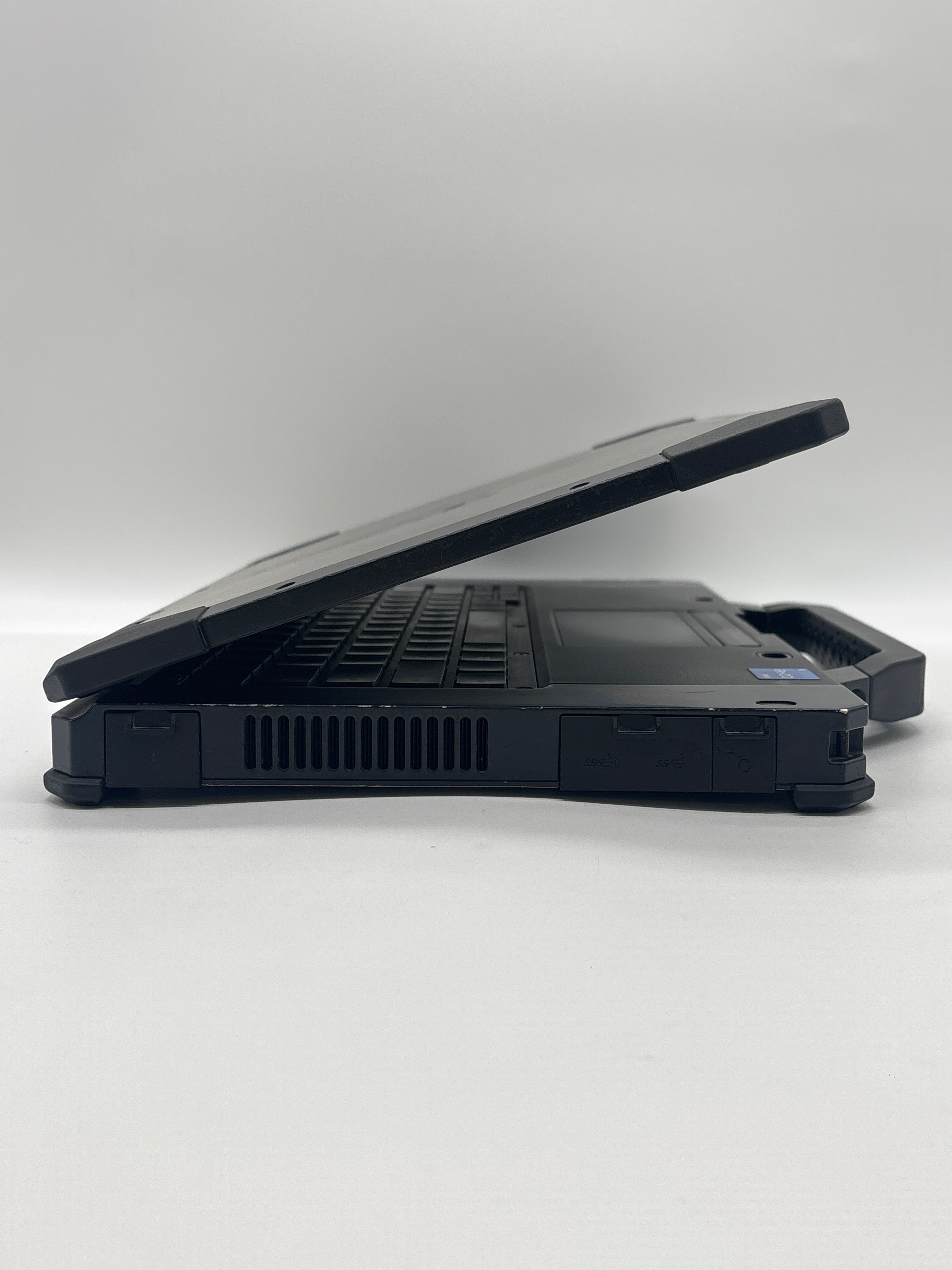 Dell Latitude 5430 Rugged i5-1135G7 16GB RAM 256GB SSD
