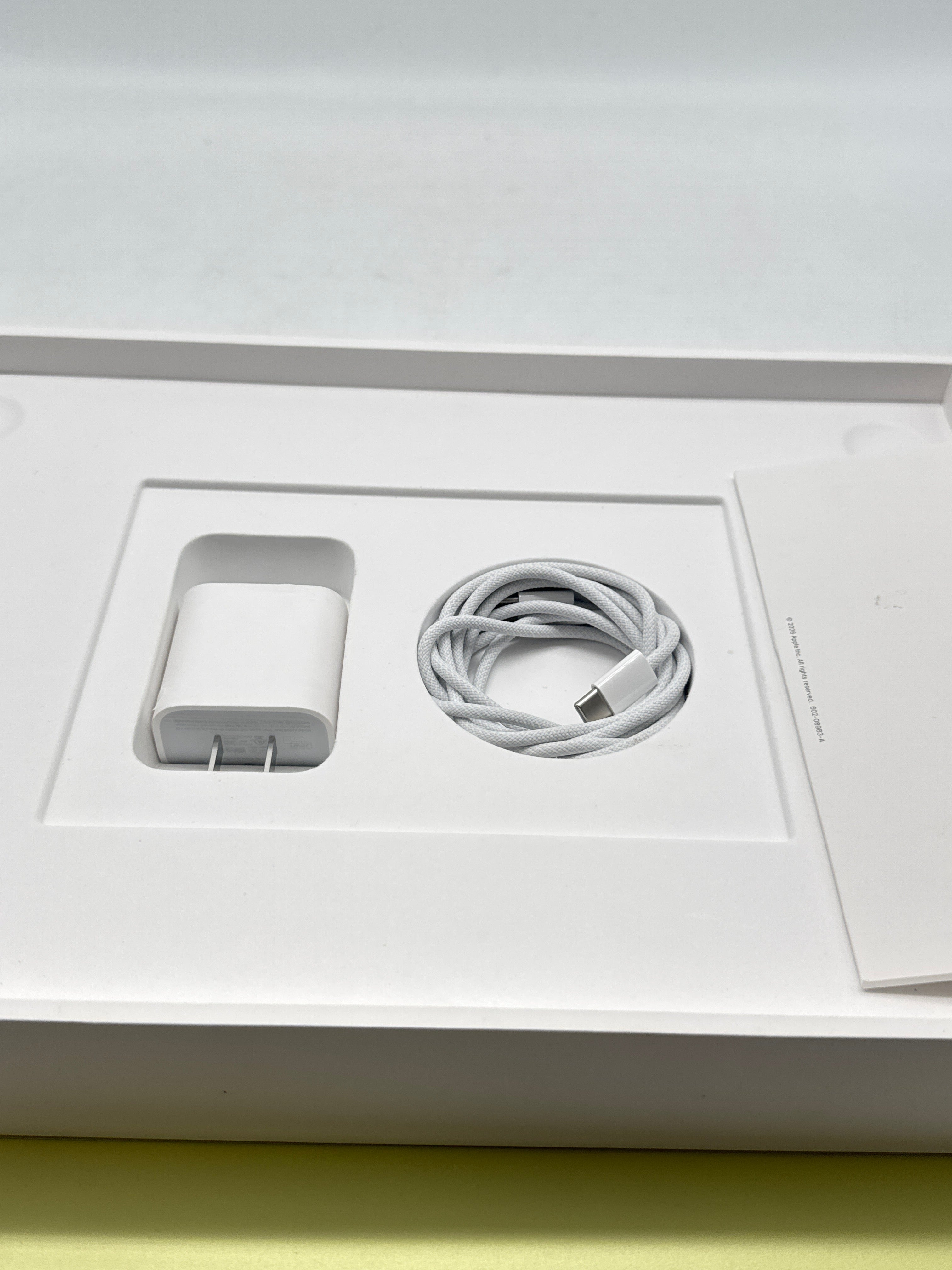 Apple MacBook Neo 13" A3404 A18 Pro 8GB RAM 512GB SSD - Used with Box