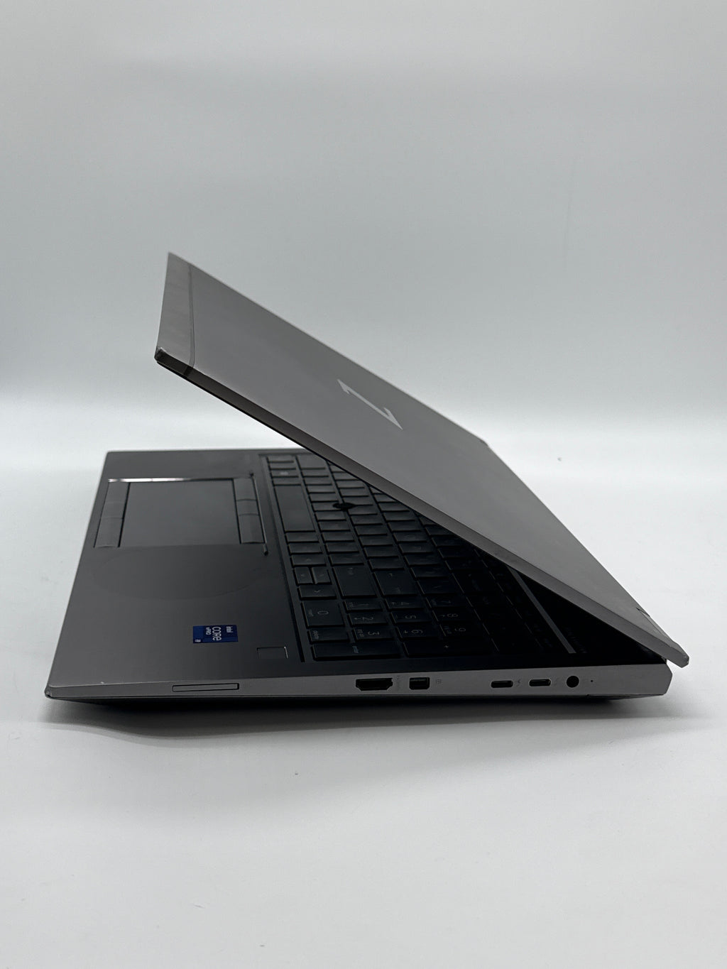 HP ZBook Fury G8 15.6" i9-11950H 64GB RAM 1TB SSD RTX A2000 - BIOS Locked