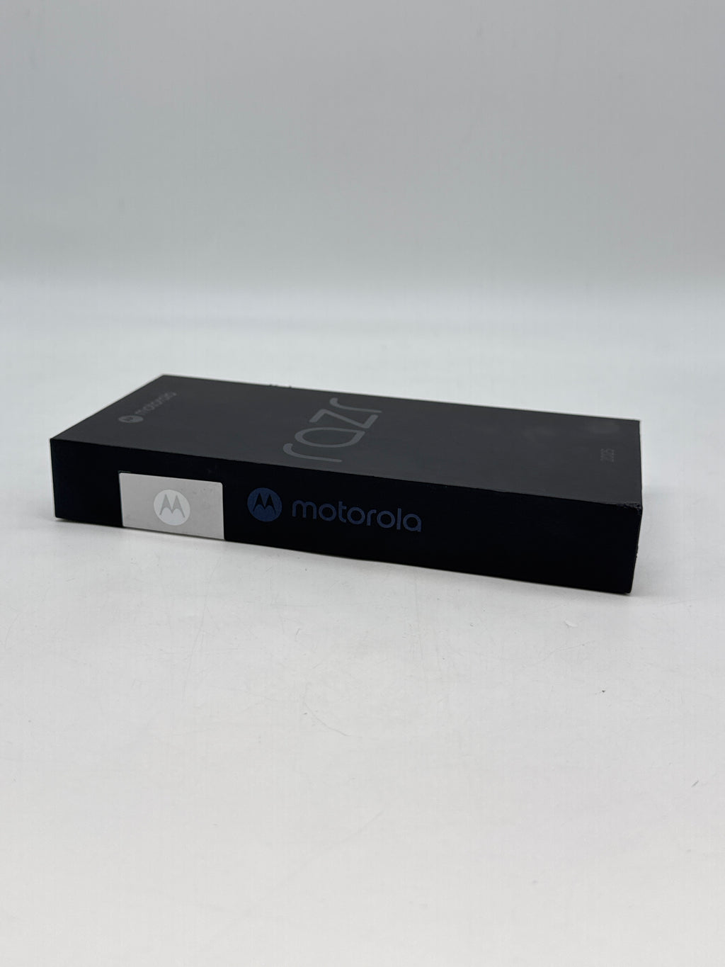 Motorola Razr 2025 XT2553-3 256GB Gibraltar Sea - Compatible with Xfinity