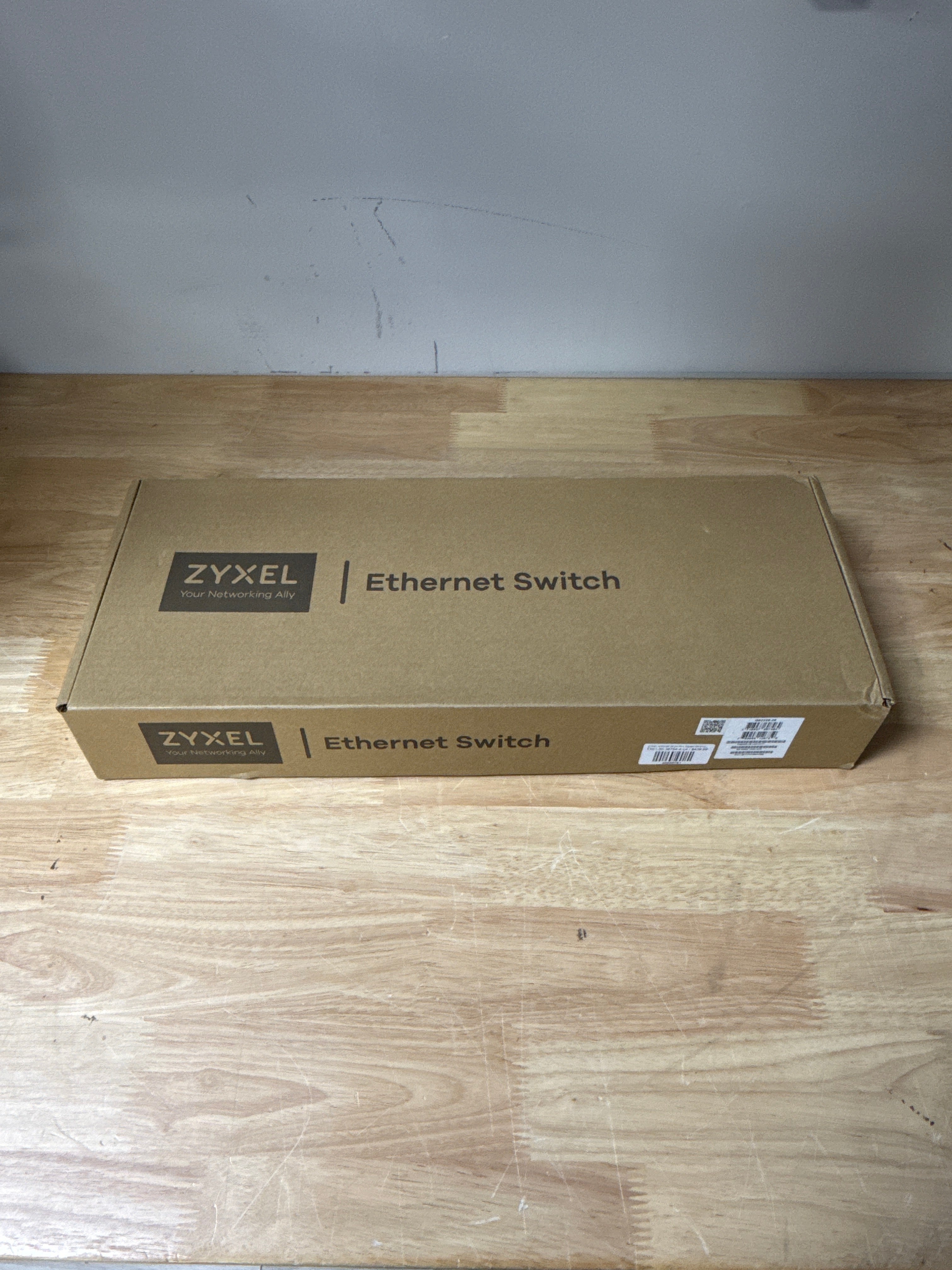 ZYXEL GS2220-28 24-Port Gigabit Ethernet Layer 2 Managed Switch - New