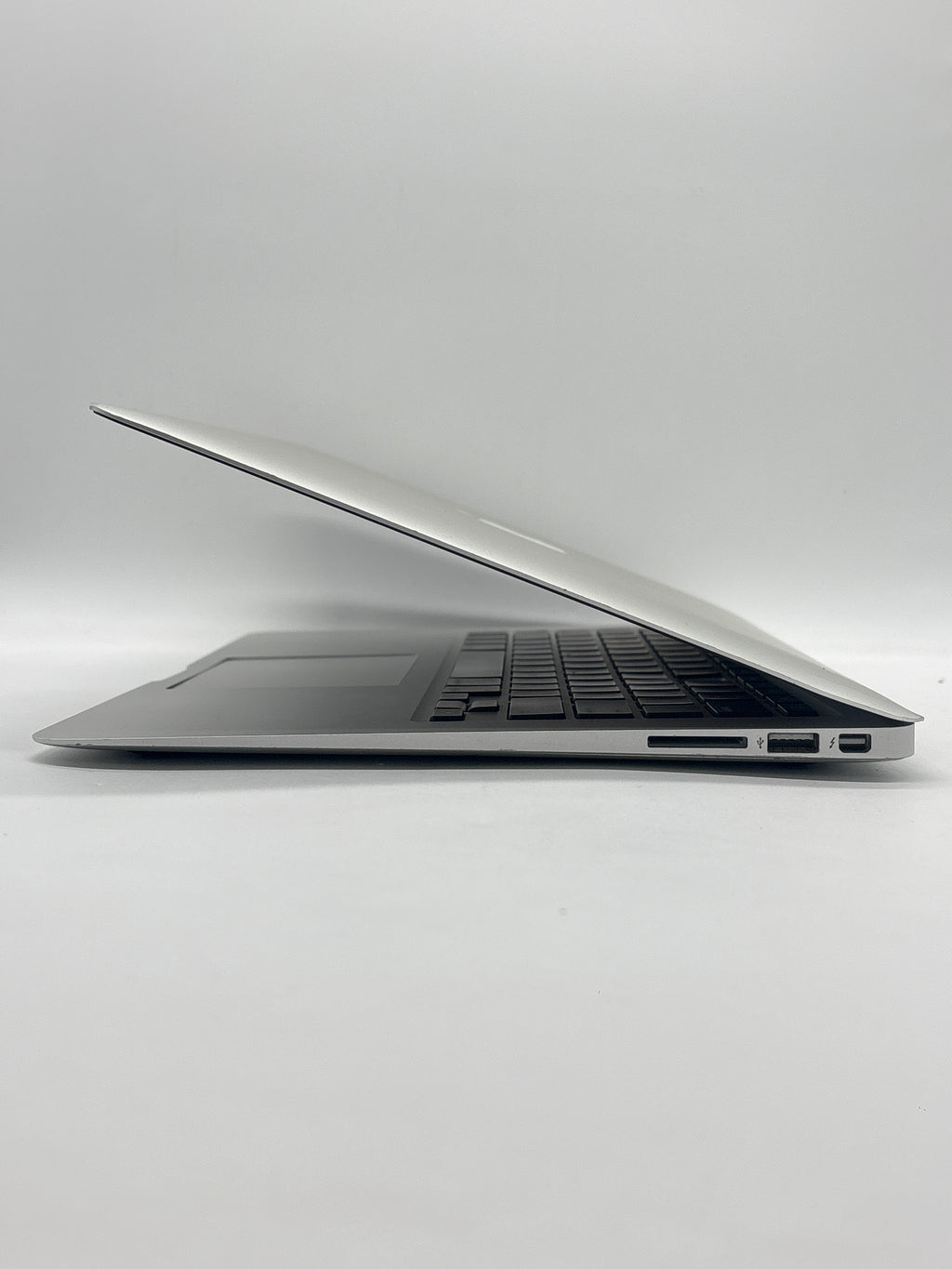 Apple MacBook Air 13" A1466 i7 8GB RAM 128GB SSD - For Parts (Read DESC)