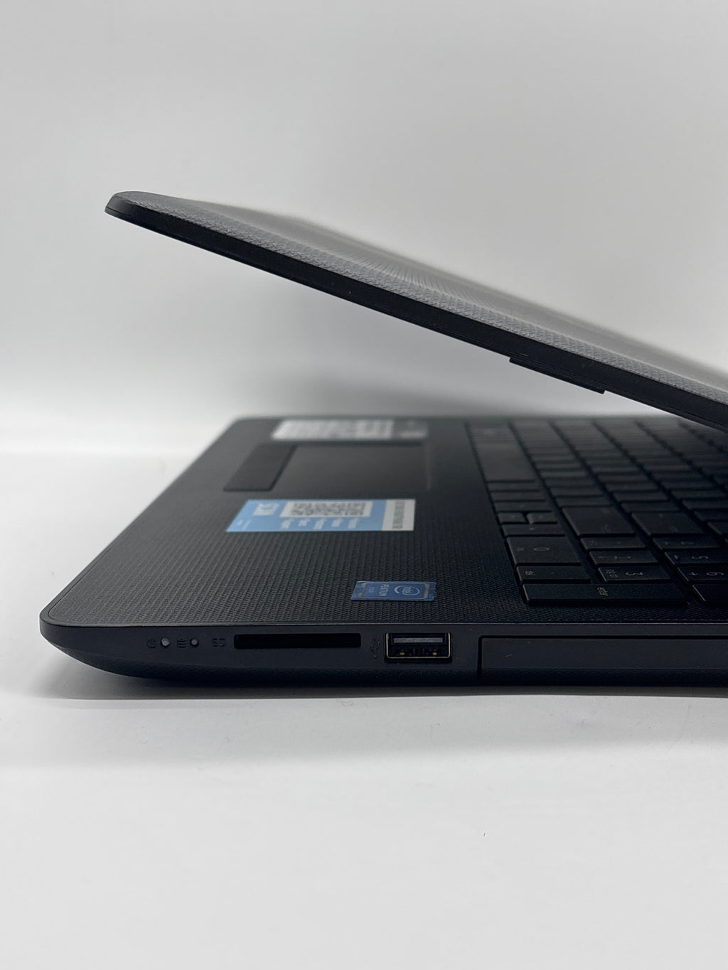 HP 15-BS020WM Touch Pentium N3710 4GB RAM 500GB HDD