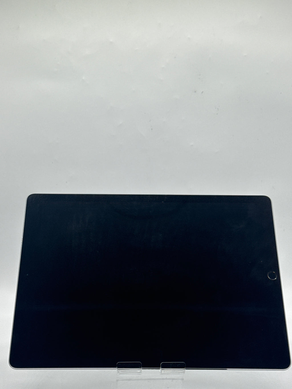 Apple iPad Pro 12.9in 2nd Gen A1670 Wi-Fi 256GB Space Gray A10X - Used