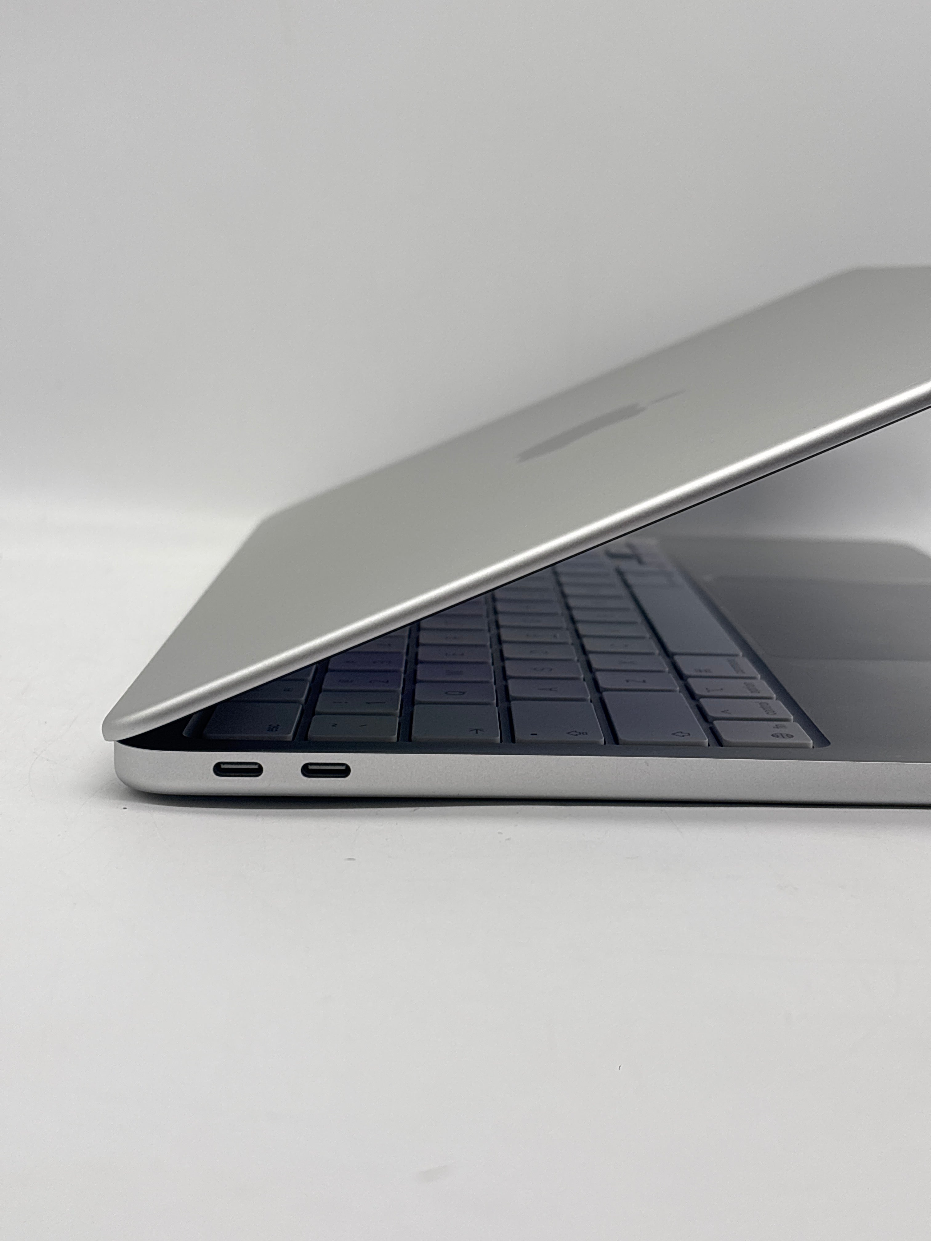 Apple MacBook Neo 13" A3404 A18 Pro 8GB RAM 256GB SSD - Used