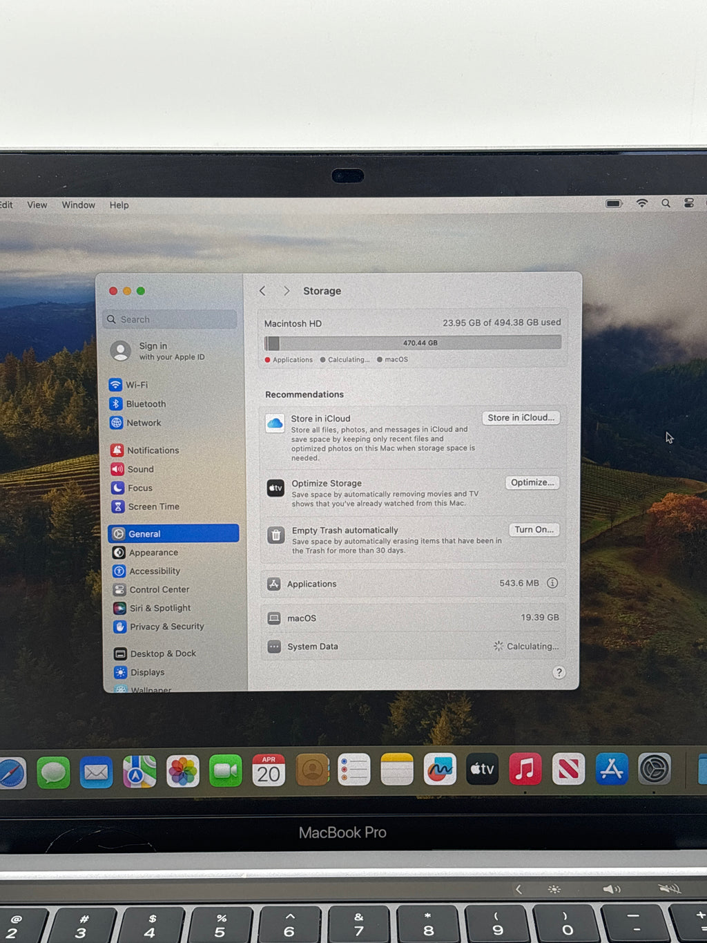 Apple MacBook Pro 13" A2338 M1 8GB RAM 512GB SSD - For Parts (Read)