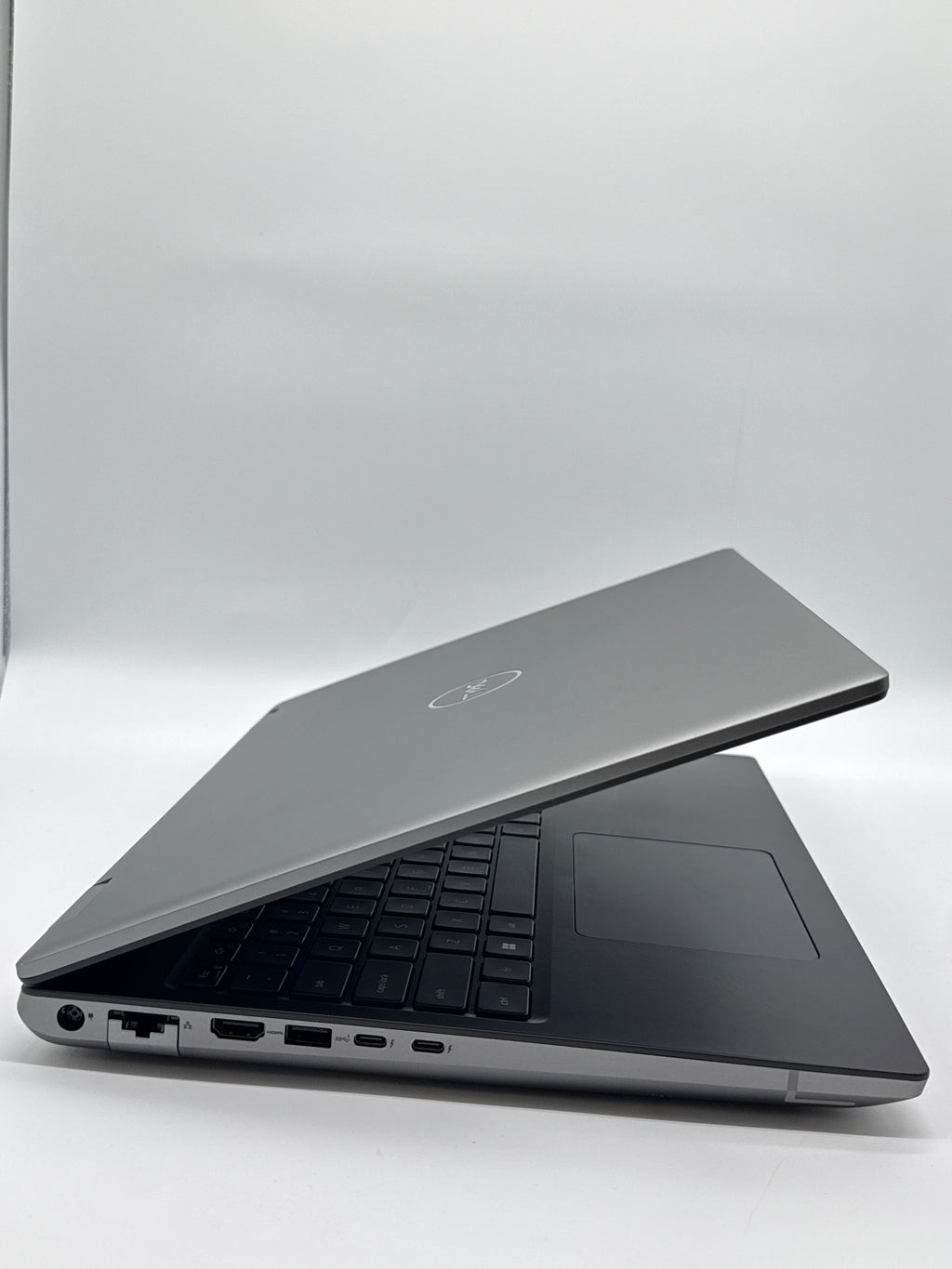 Dell Precision 7680 i9-13950HX 64GB RAM 1TB SSD RTX 3500 ADA