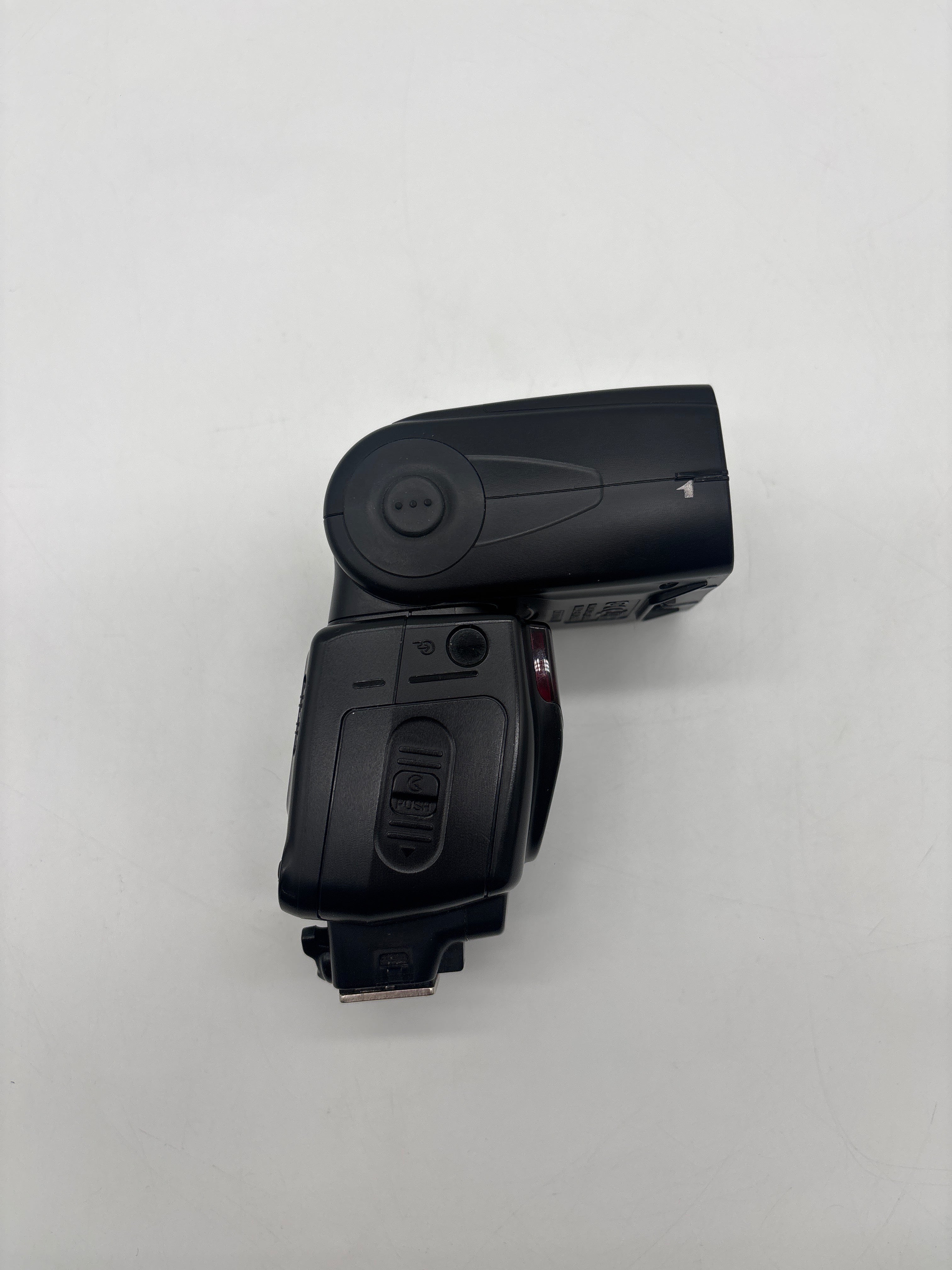 Nikon Speedlight SB-700 Camera Flash