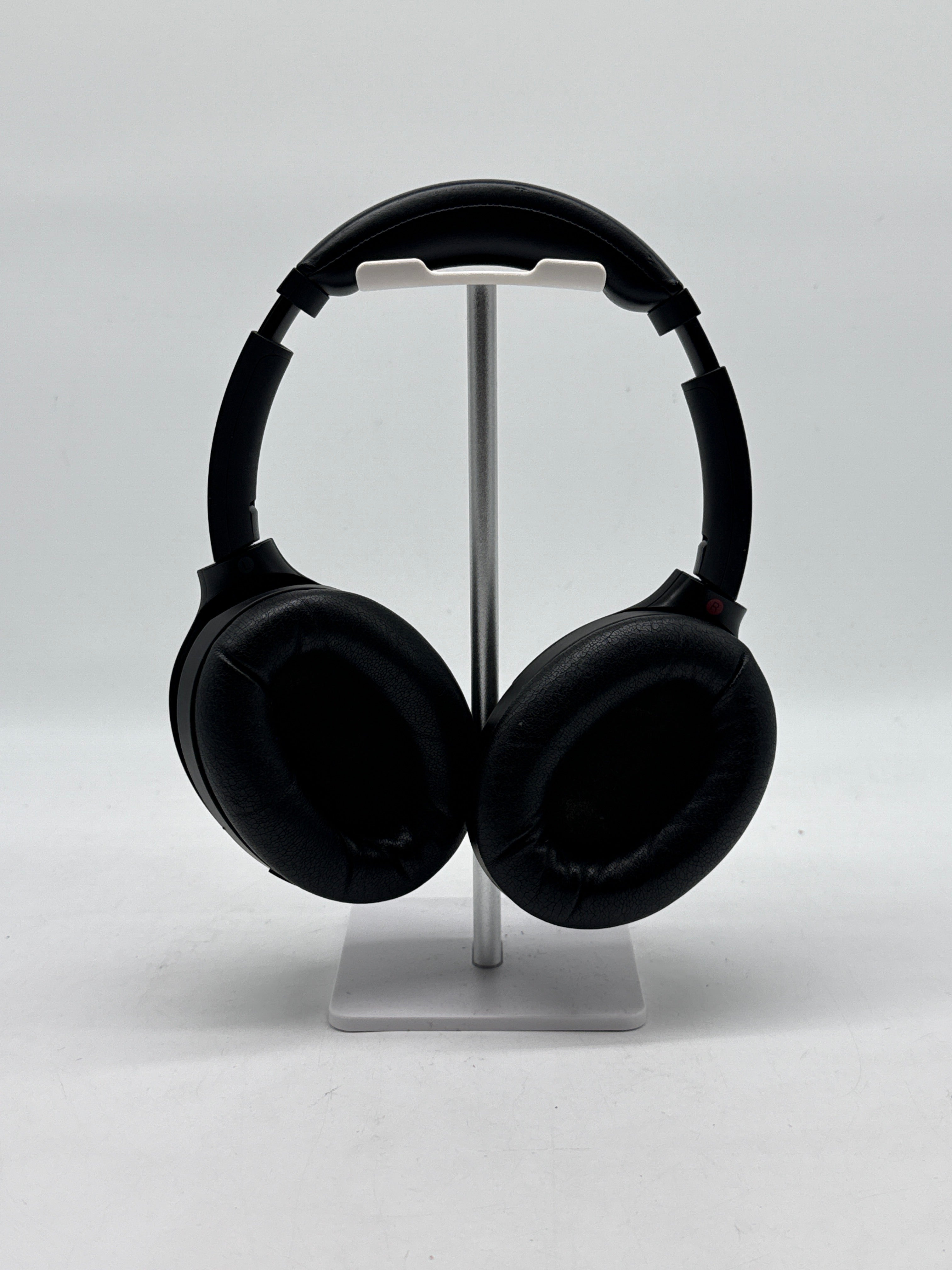 Sony WH-1000XM4 Wireless Bluetooth Over-Ear Headphones - Used