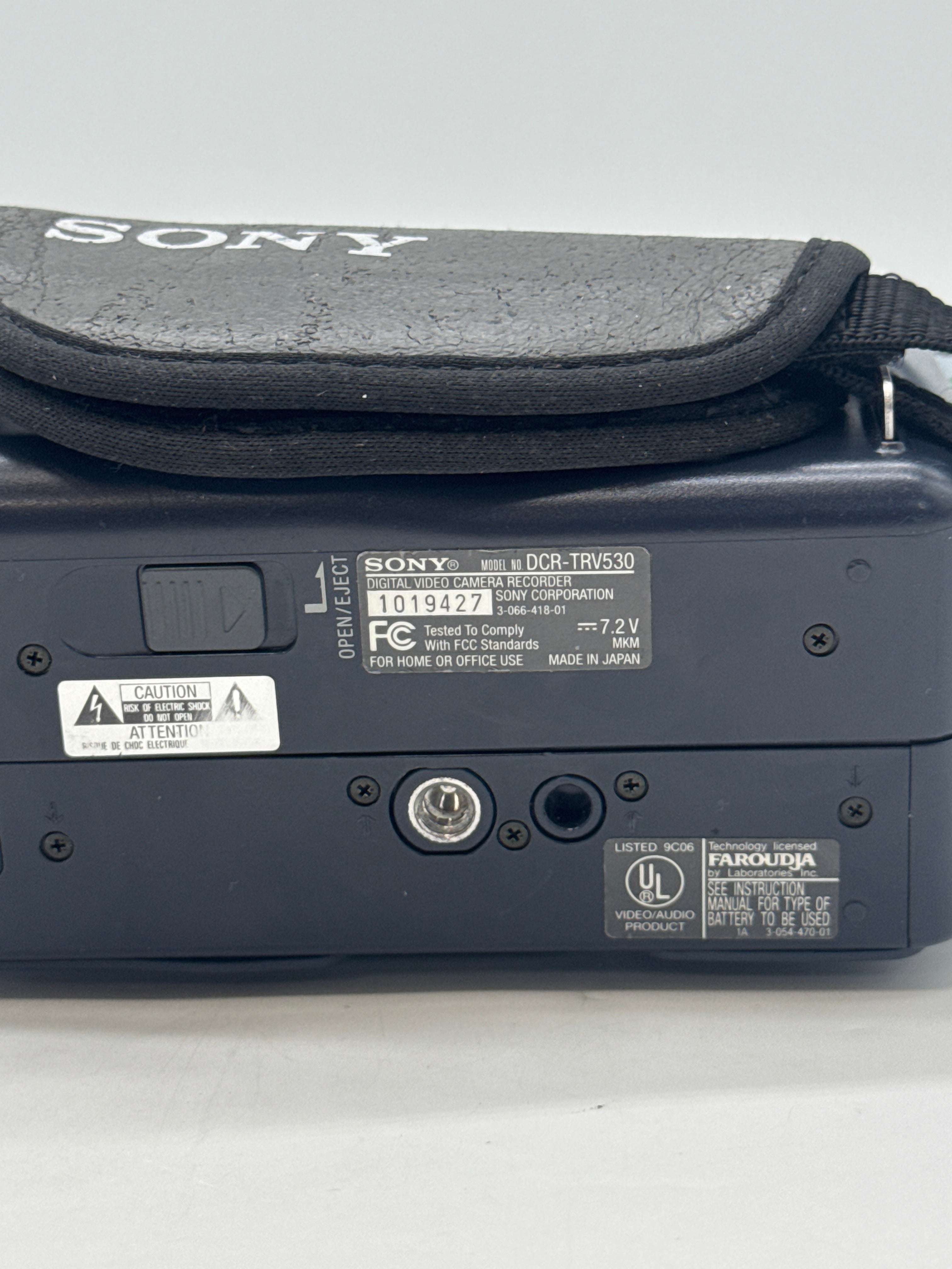 Sony Handycam DCR-TRV530 Digital8 Handheld Camcorder - Untested