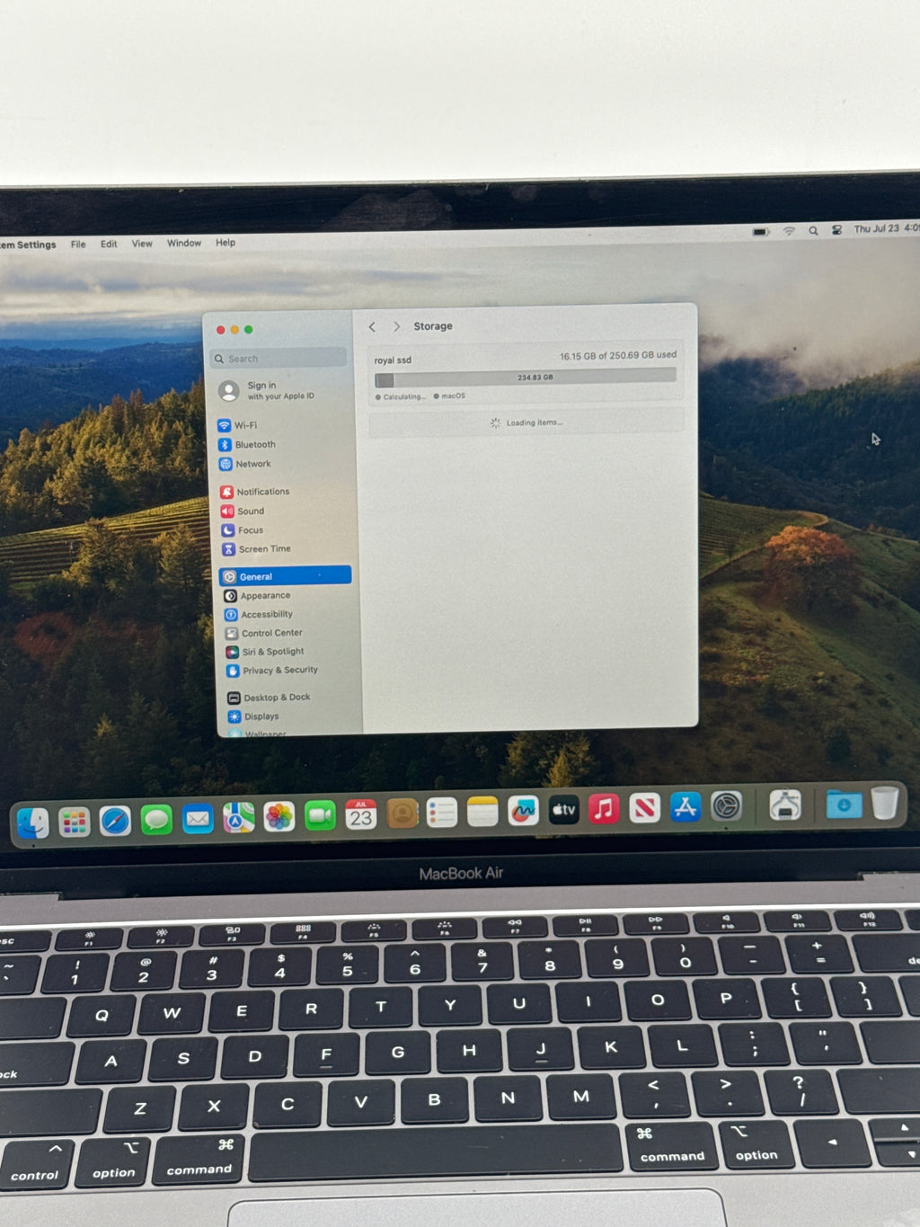 Apple MacBook Air 13" A1932 2019 Core i5 8GB RAM 256GB SSD - Used