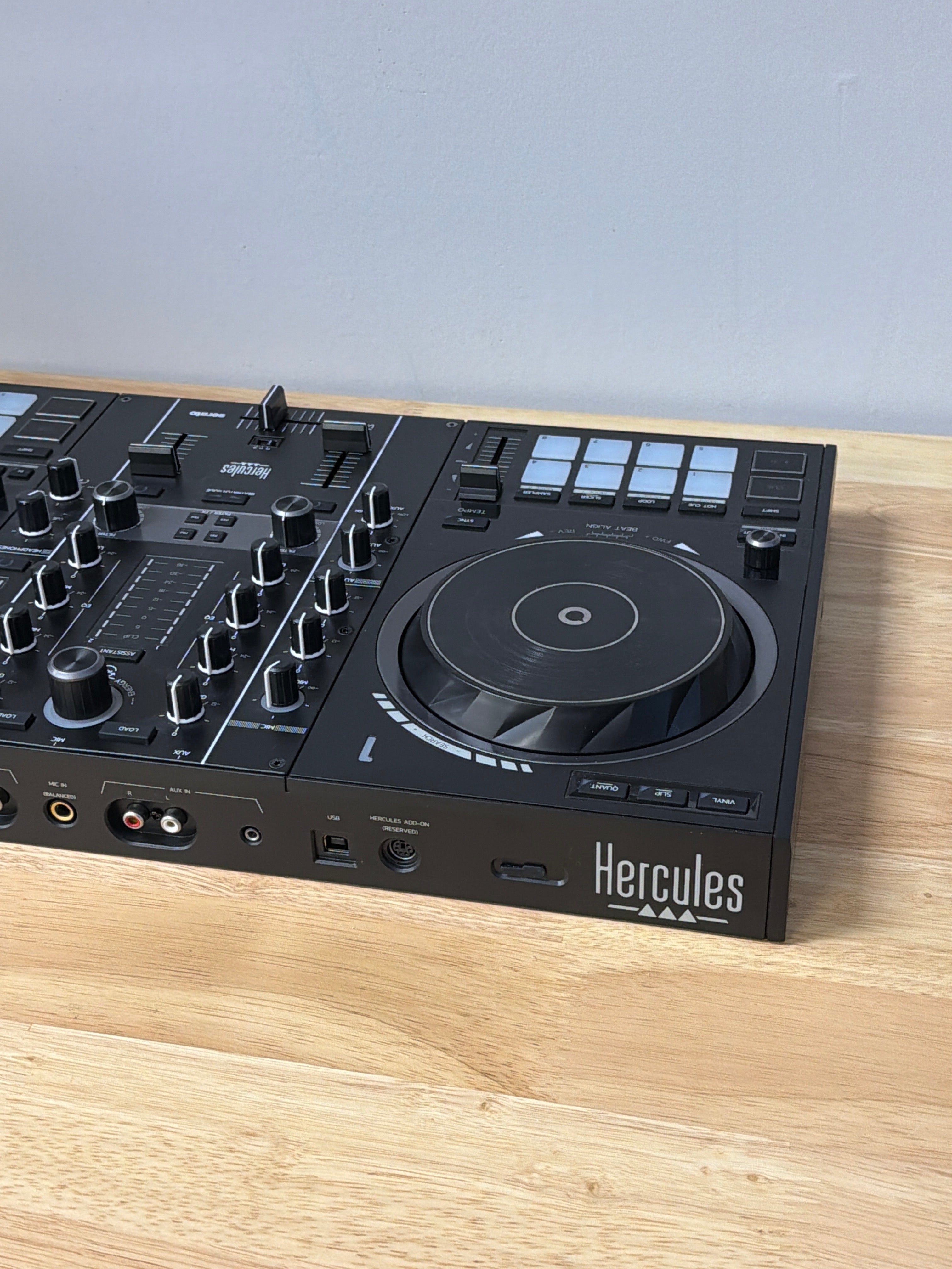 Hercules DJ Control Impulse 500 Controller Black Tabletop 2 Decks W/ Travel Case