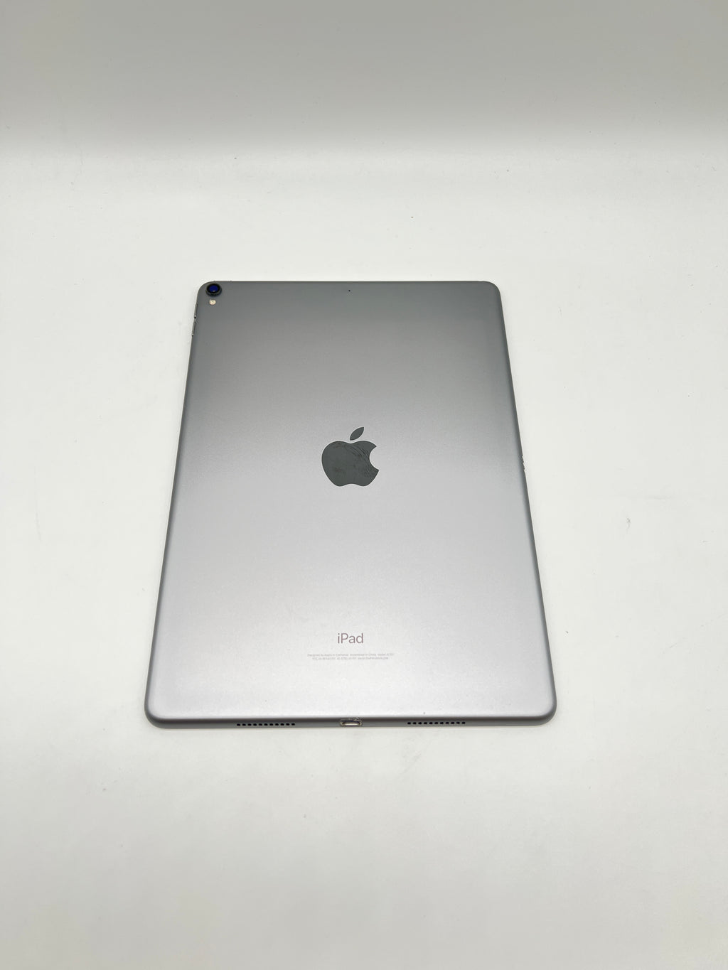 Apple iPad Pro 10.5 inch A1701 64GB Space Gray Wi-Fi