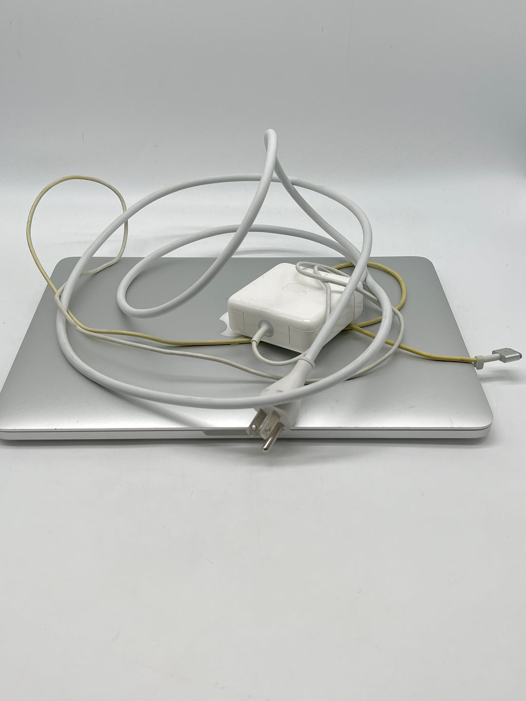 Apple MacBook Pro 13" A1502 i5 16GB RAM 512GB Flash Storage - Used