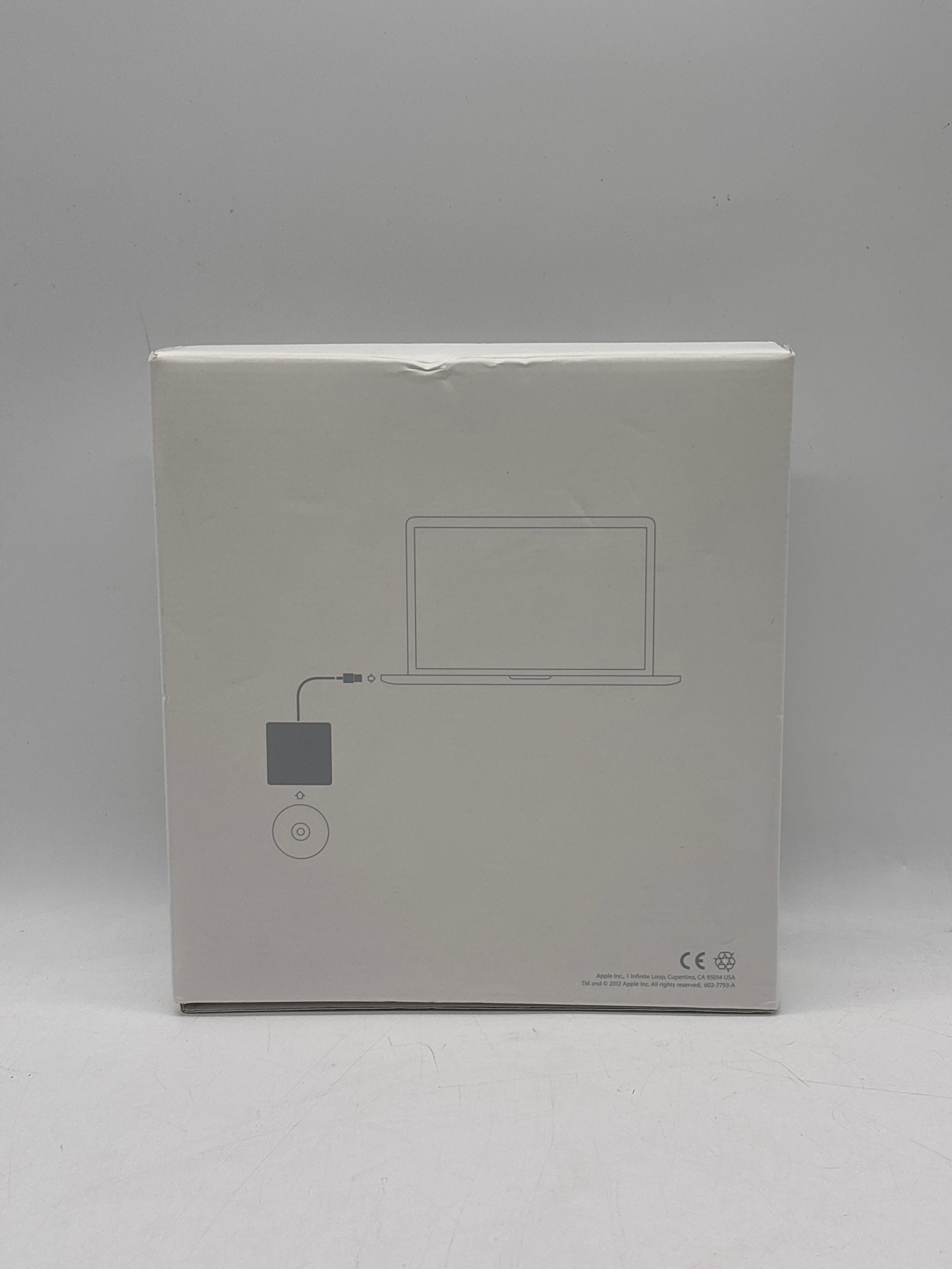 Apple A1379 External USB SuperDrive MD564LL/A Silver