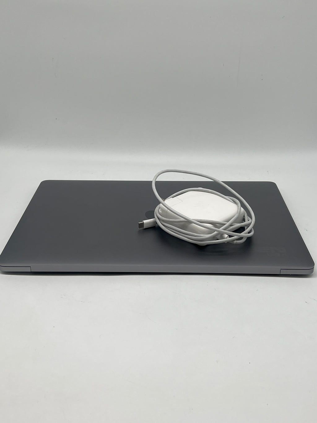 Apple MacBook Pro 16" A2141 Core i7 32GB 512GB SSD - Used