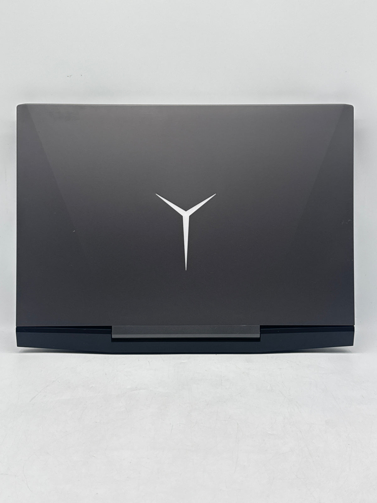 Lenovo Legion Y7000P-1060 i7 8750H 8GB RAM 1TB HDD GTX 1060 - READ
