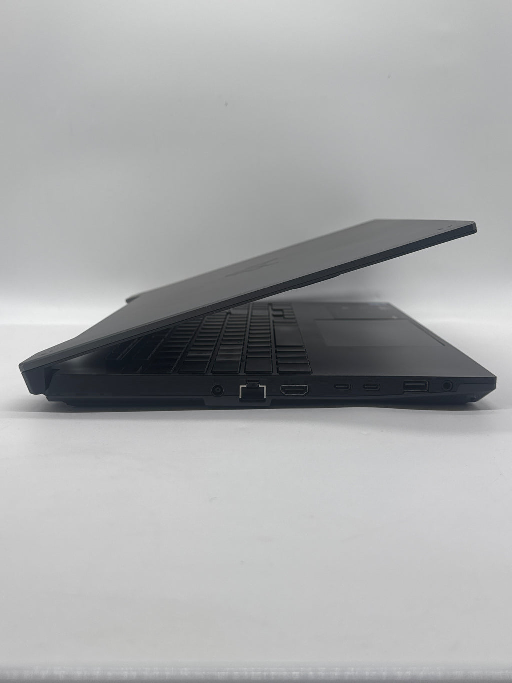 Asus TUF F15 FX507Z 15.6" i5-12500H 16GB RAM 512GB SSD GeForce RTX 3050