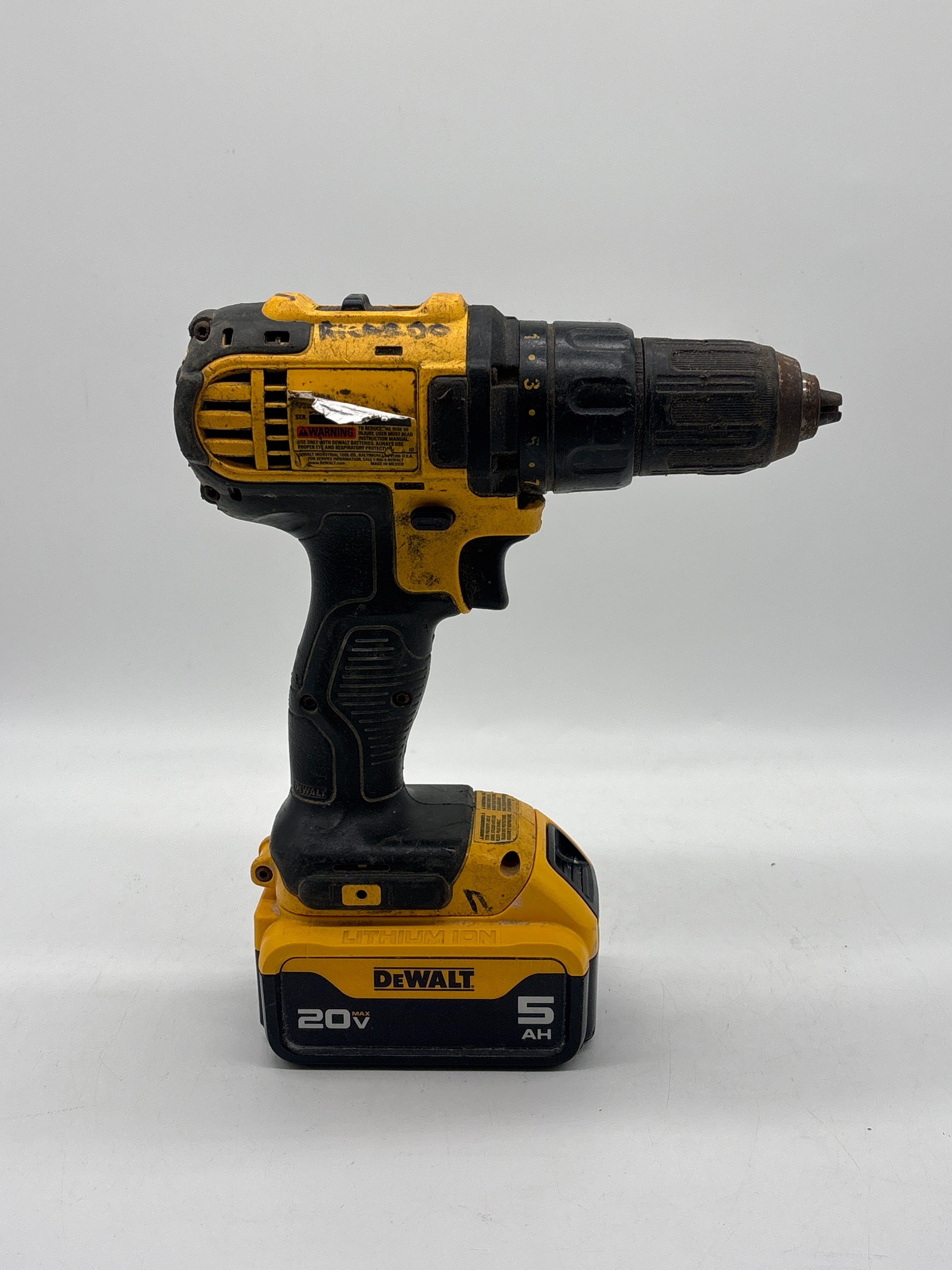 DeWalt DCD780 20V Cordless Drill Driver Battery Included Used
