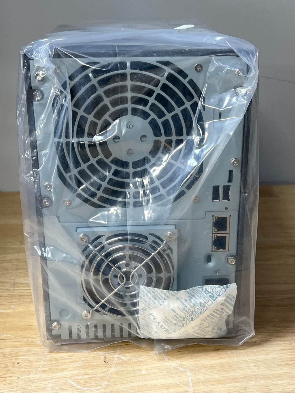 NetGear ReadyNAS Ultra 6 RNDU6000 Diskless Network Storage - New in Box