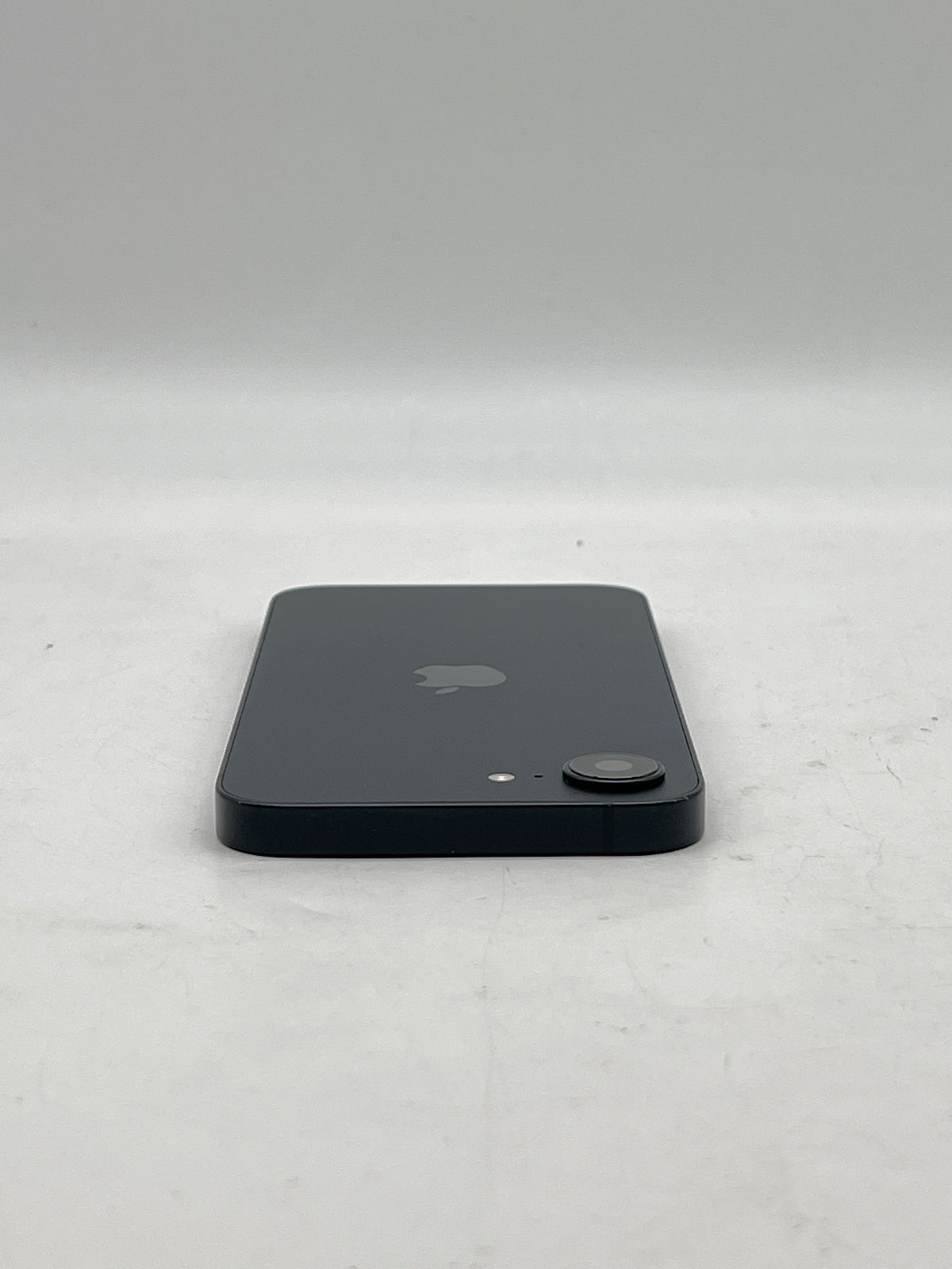 Apple iPhone 16e 128GB Black Unlocked - Used