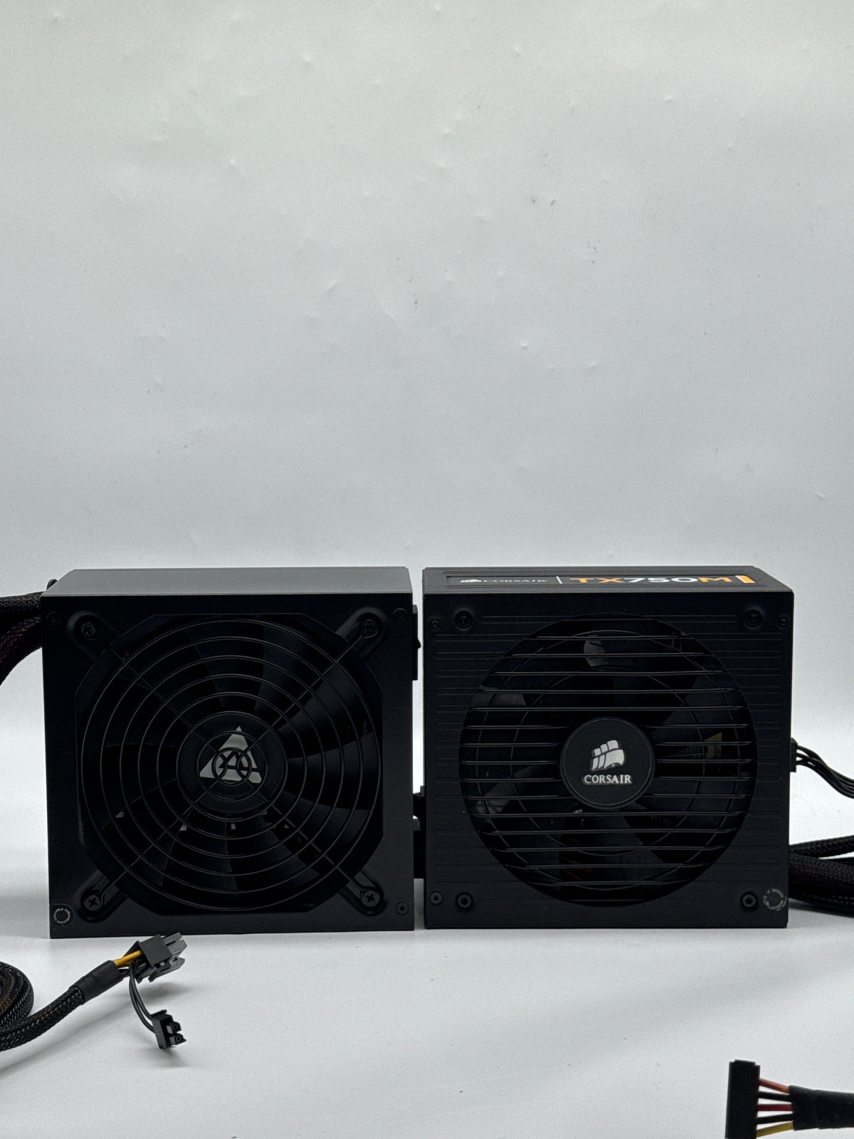 Corsair TX750M 750W and Apevia ATX-PR600W 600W PSU Bundle Gold - Used