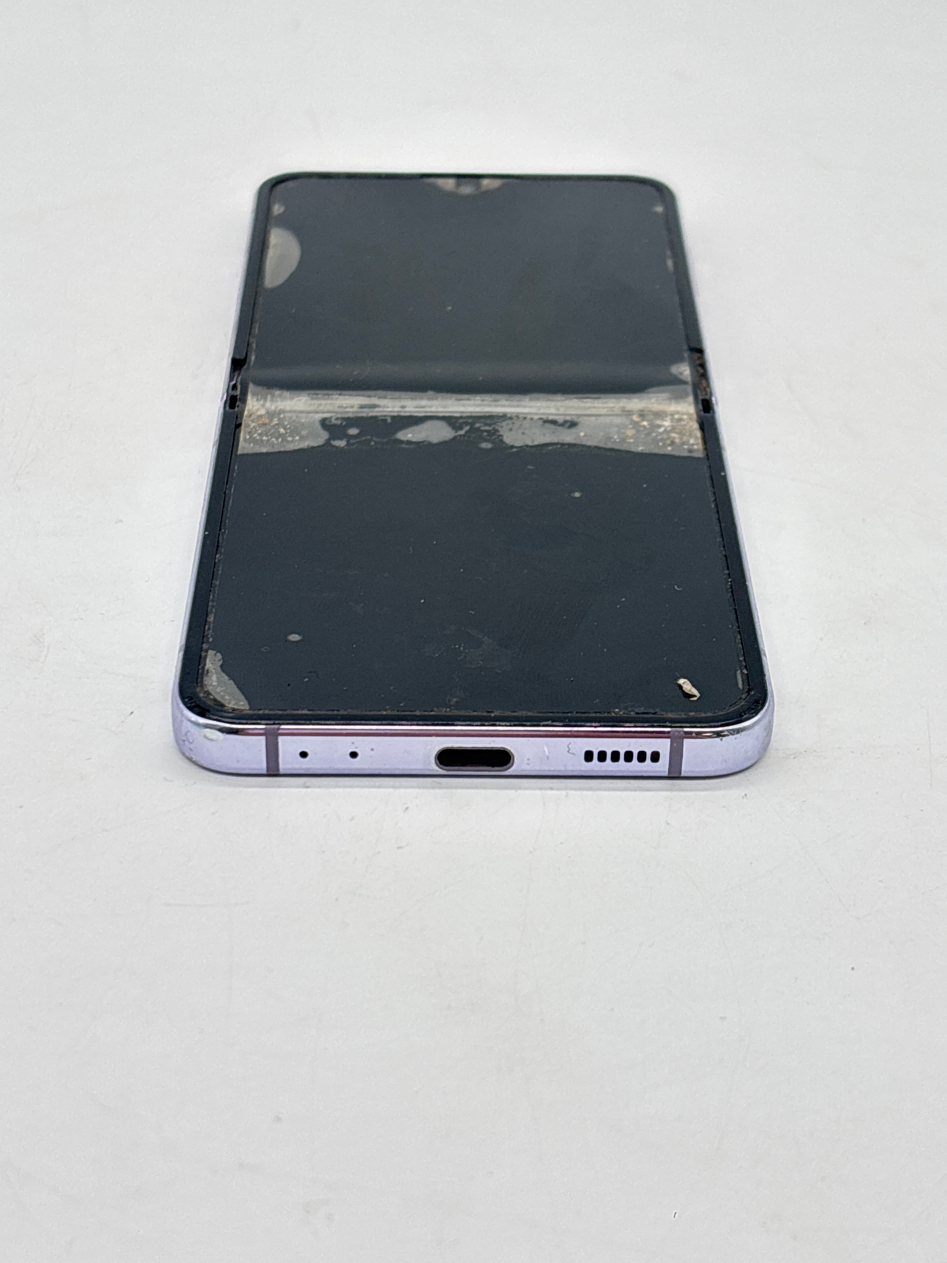 Samsung Galaxy Z Flip 4 256GB Unlocked Purple - For Parts (Bad LCD)