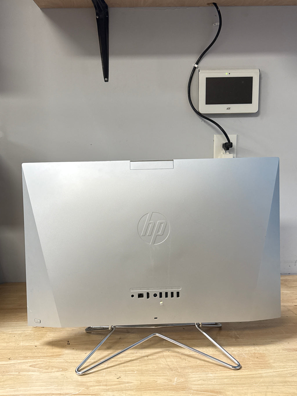 HP All-in-One 27-dp0170z 27" AMD Ryzen 5 3500U 16GB RAM 512GB SSD - READ
