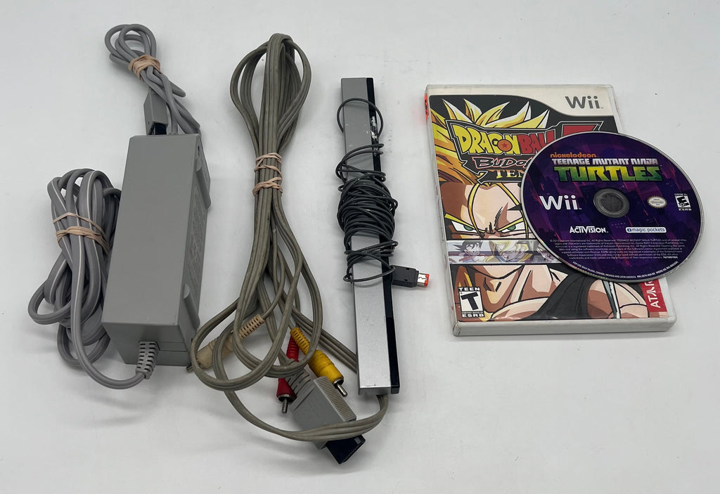 Nintendo Wii RVL-001 White w/ Accessories - Used
