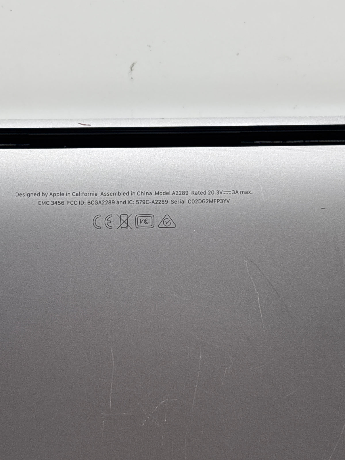 Apple MacBook Pro 13in 2020 A2289 Core i5 8GB RAM 256GB SSD Space Gray - Used