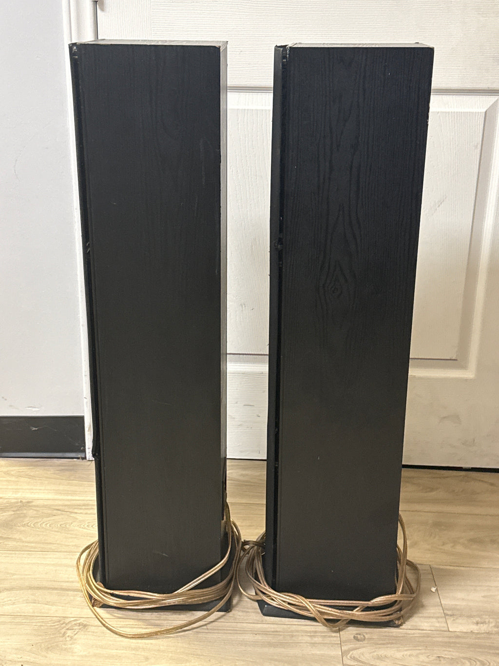 Polk Audio T50 Tower Speakers Wired Black - For Parts (Read DESC)