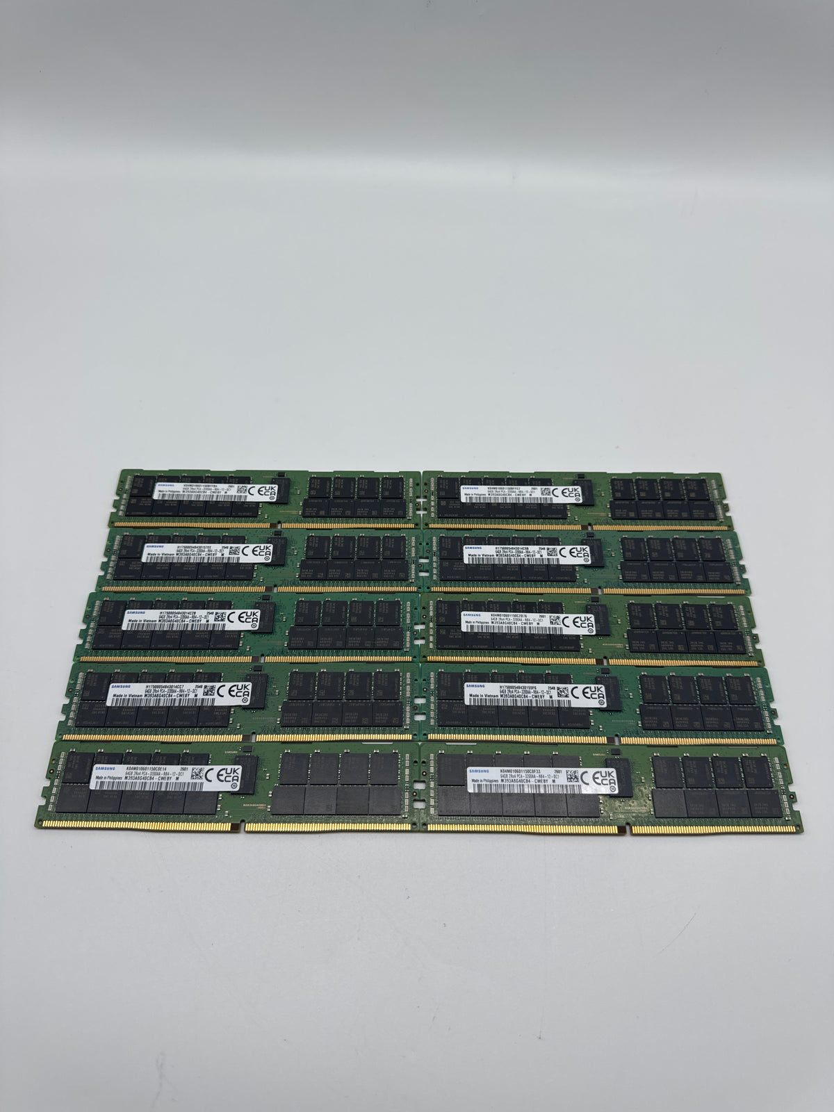 Samsung RAM M393A8G40CB4-CWEBY Lot of 10 64GB DDR4-3200MHz ECC - Won't Post