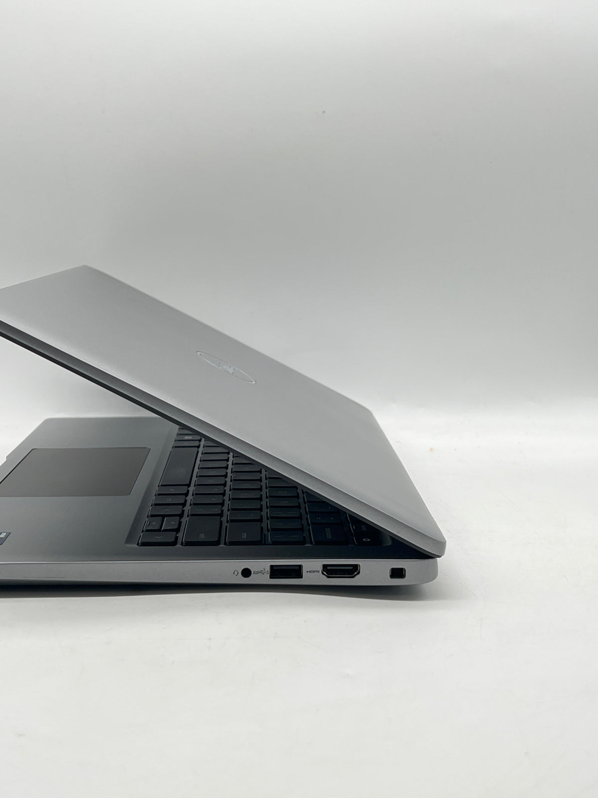 Dell Latitude 5440 13" Core i5-1335U 16GB RAM 256GB SSD Gray - Used